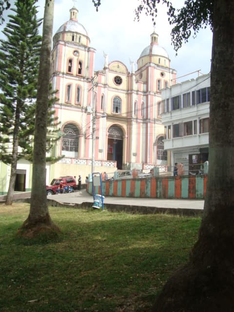 Basilika Bunda Rosario, La Unión
