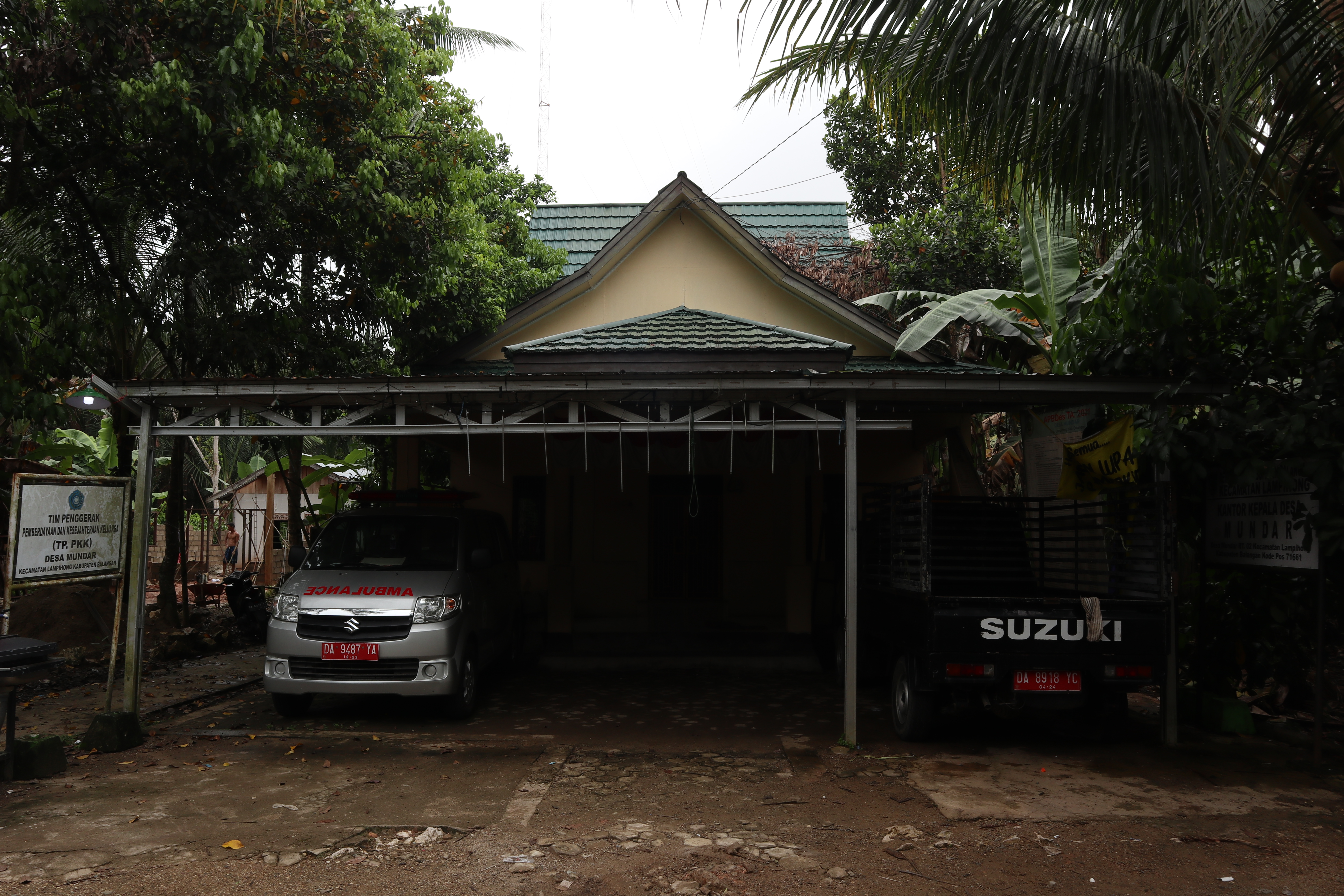 Mundar, Lampihong, Balangan