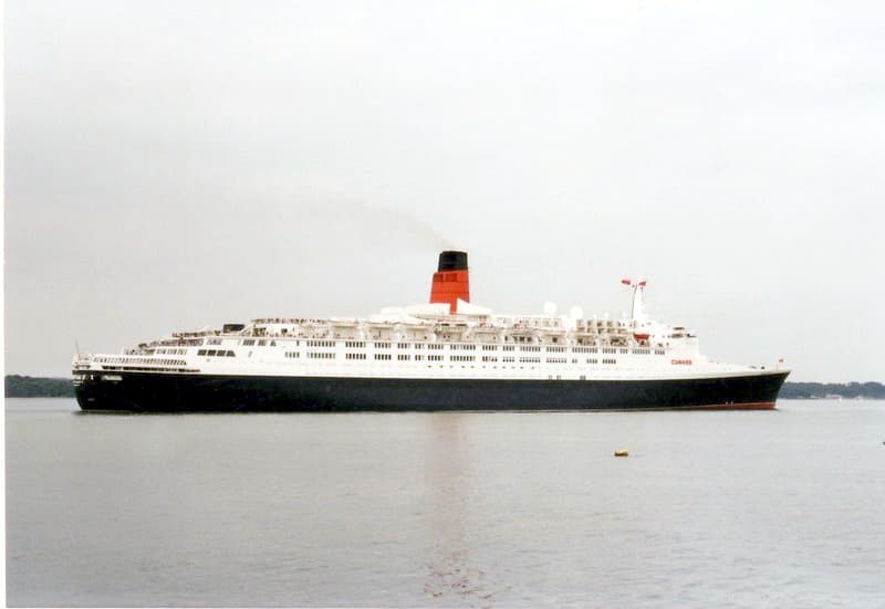 RMS Queen Elizabeth 2