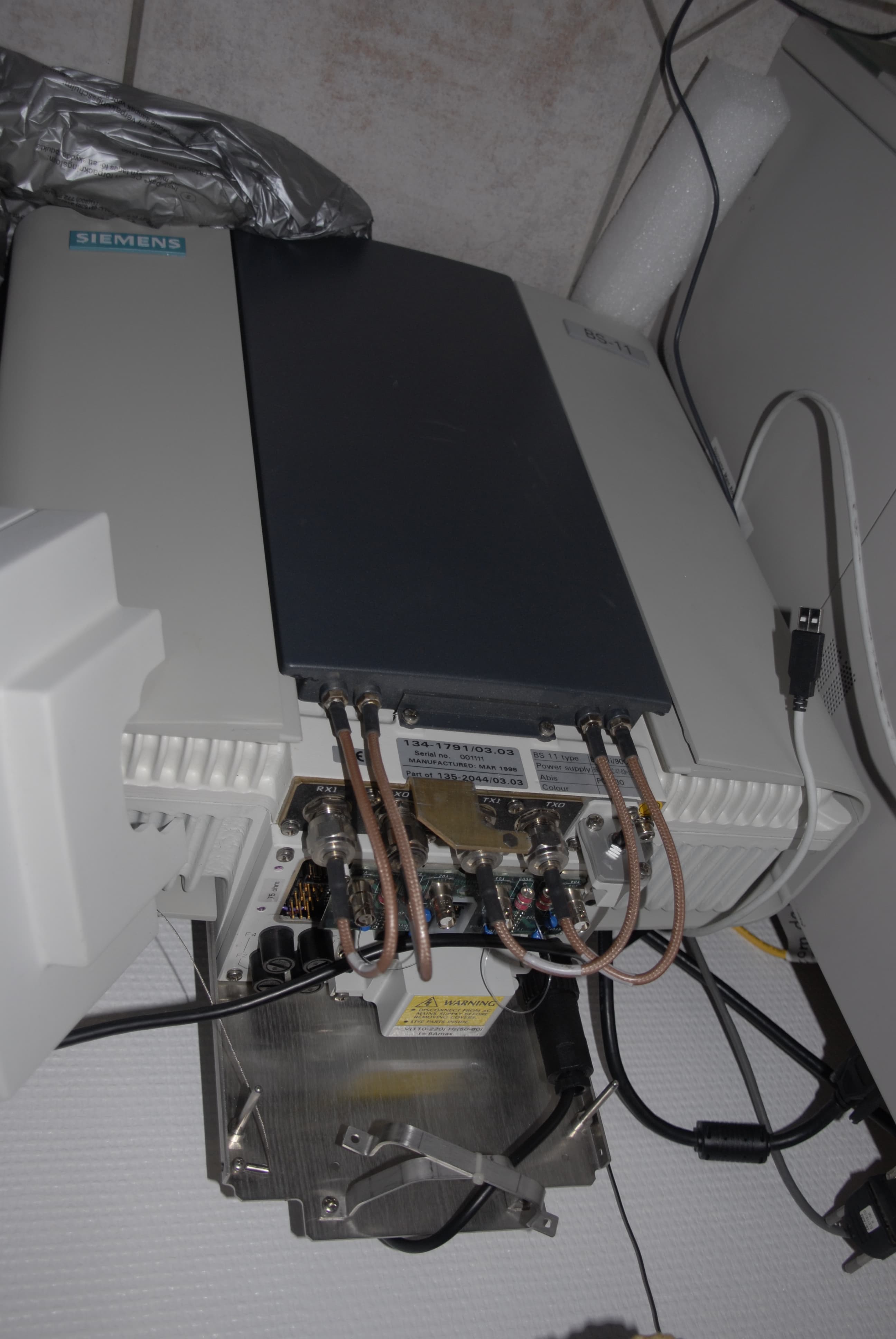 Stasiun pemancar-penerima dasar