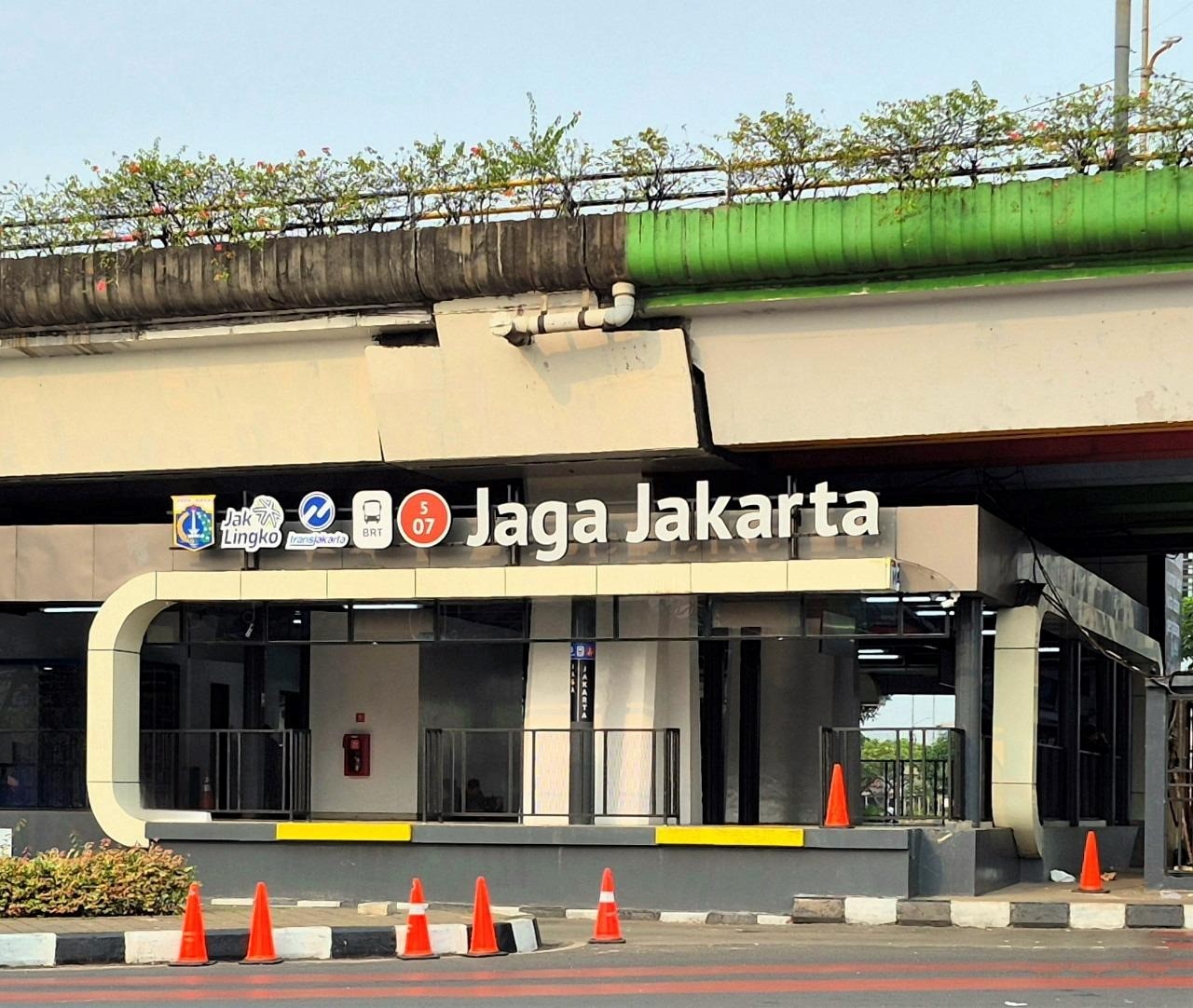 Halte Transjakarta Jaga Jakarta