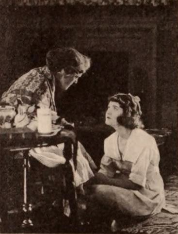 Mary Ellen Comes to Town