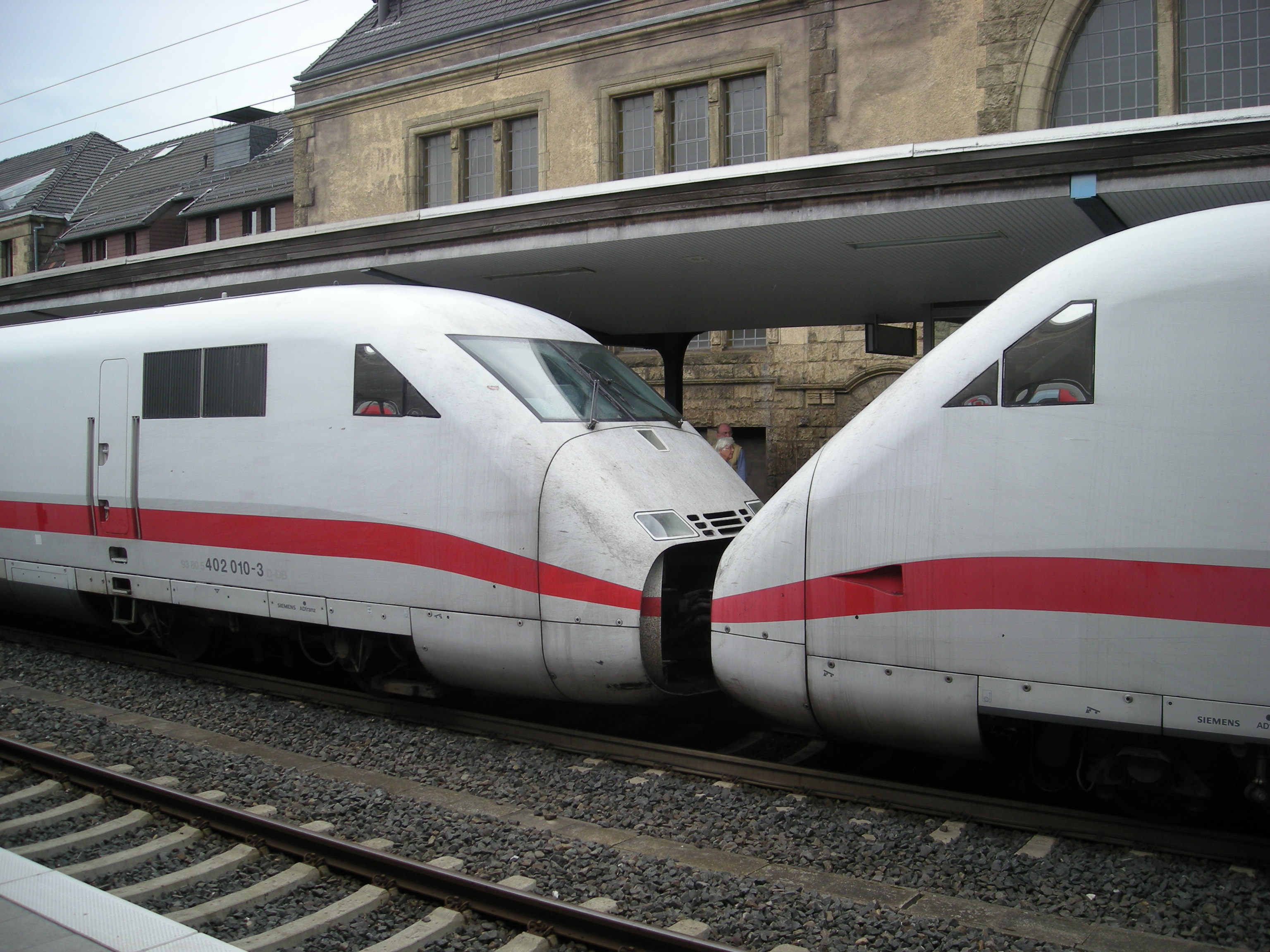 Kendali unit majemuk