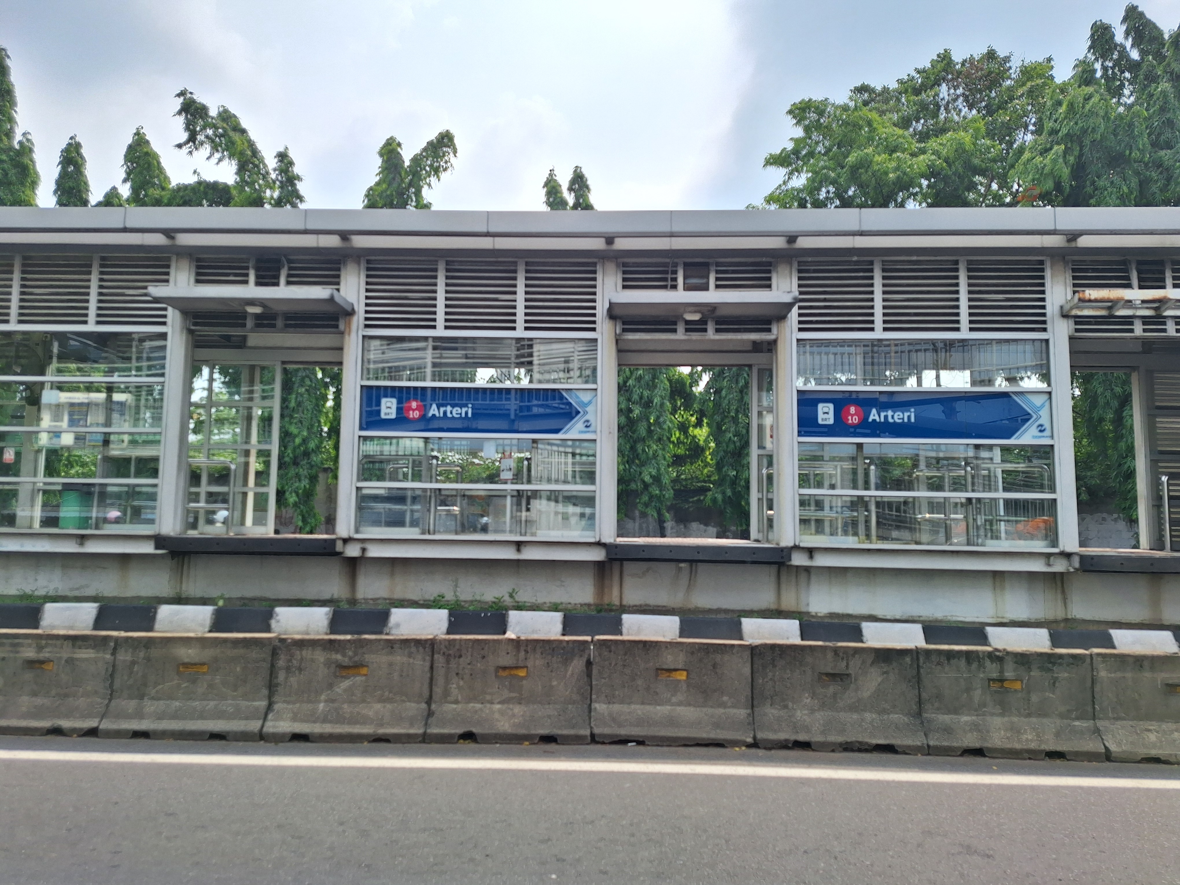 Halte Transjakarta Arteri