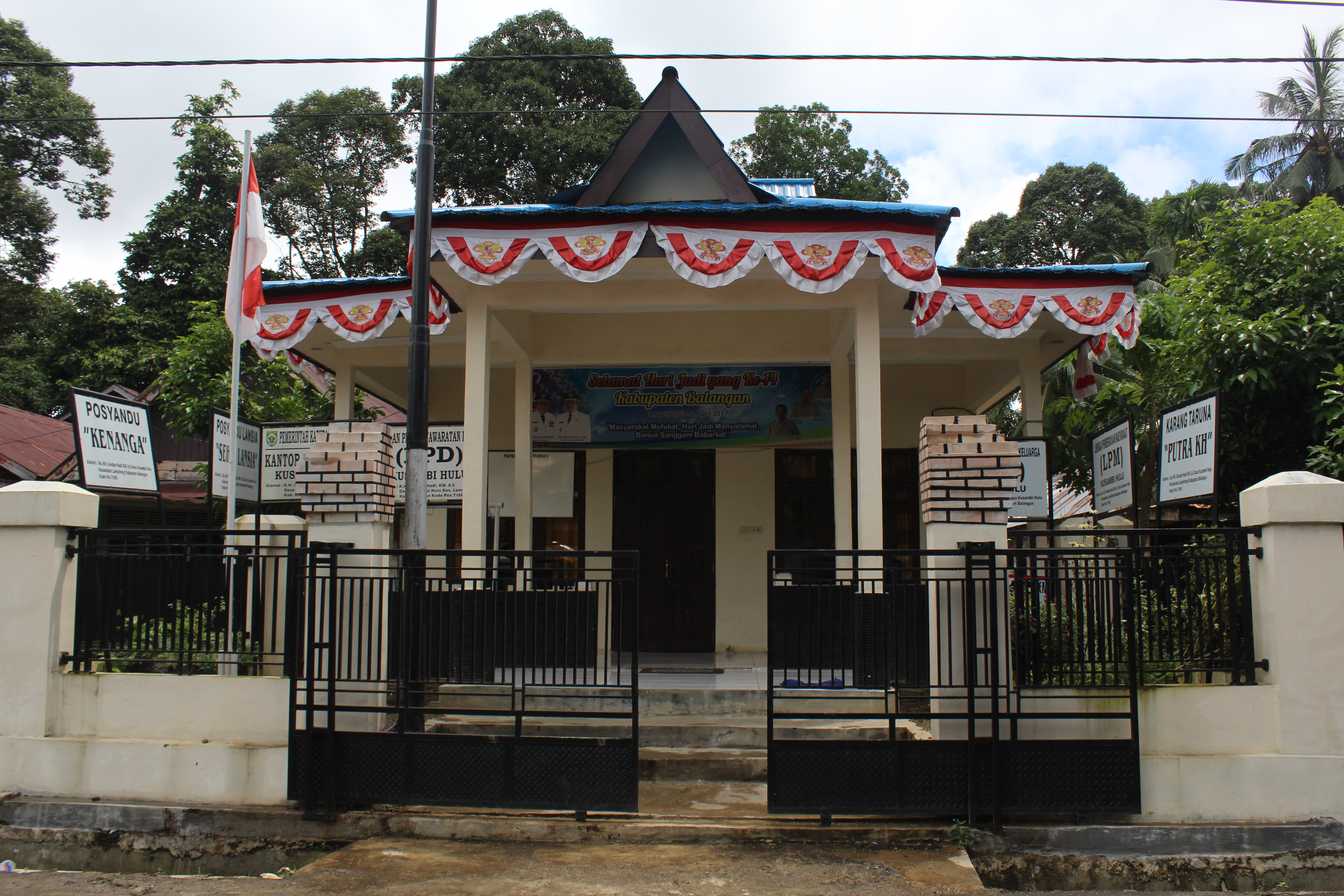 Kusambi Hulu, Lampihong, Balangan