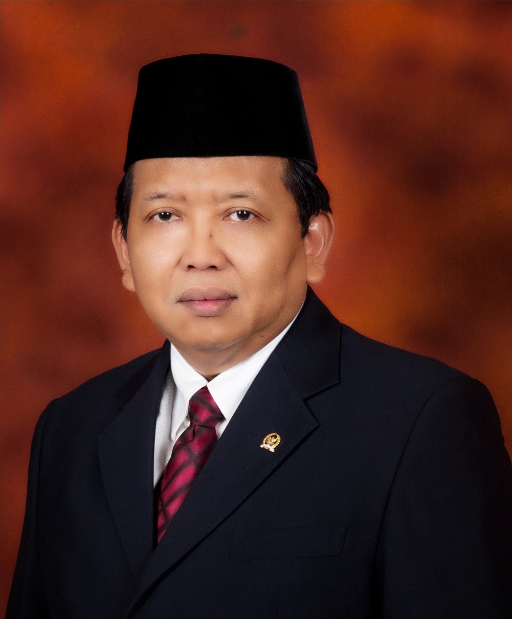 Akhmad Muqowam