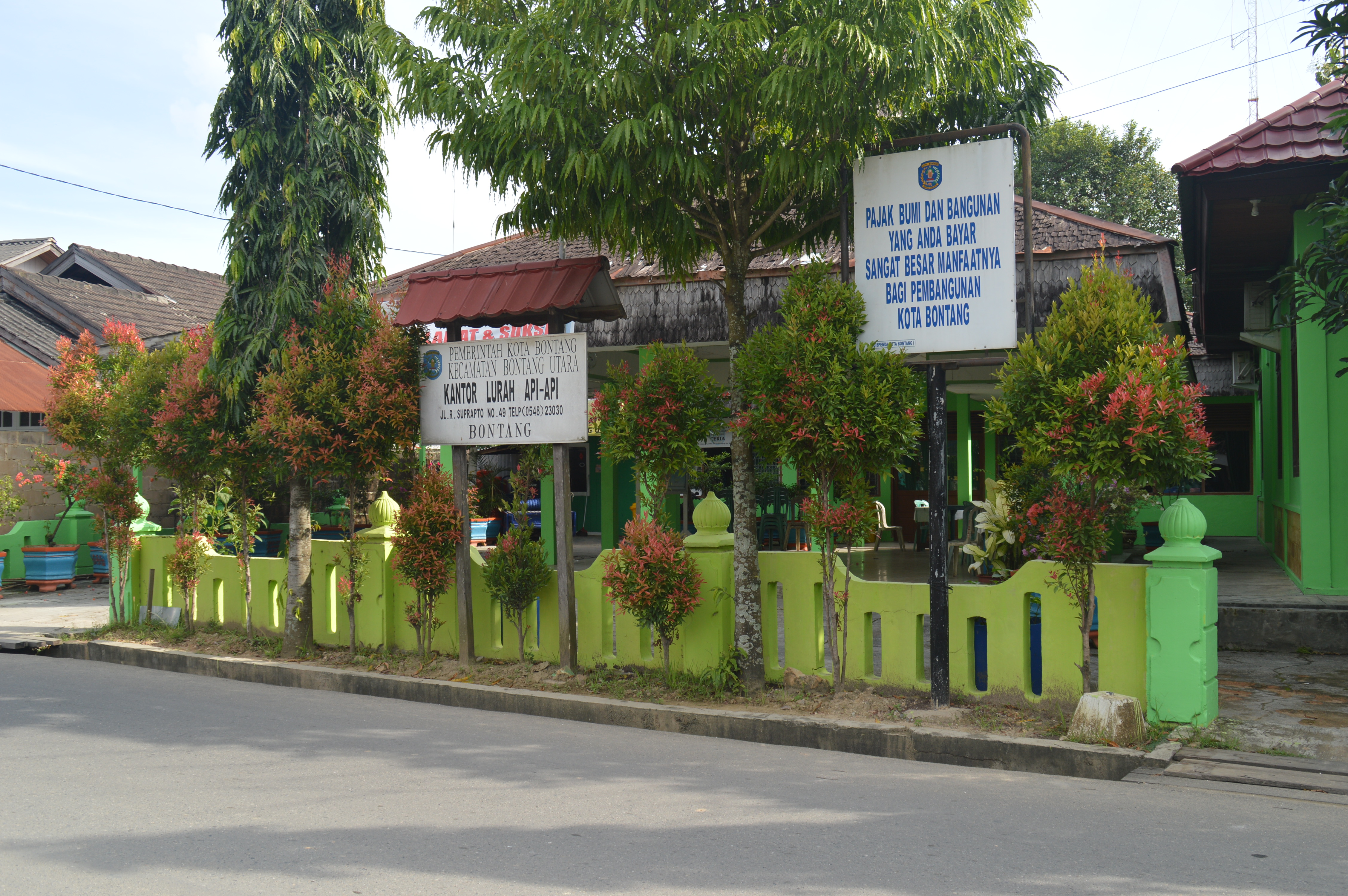 Api-Api, Bontang Utara, Bontang