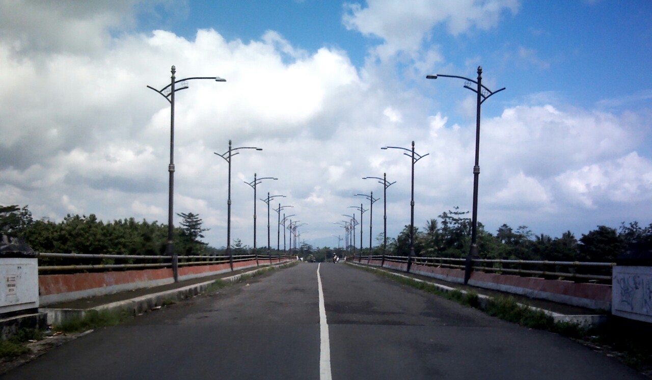 Jembatan Linggamas