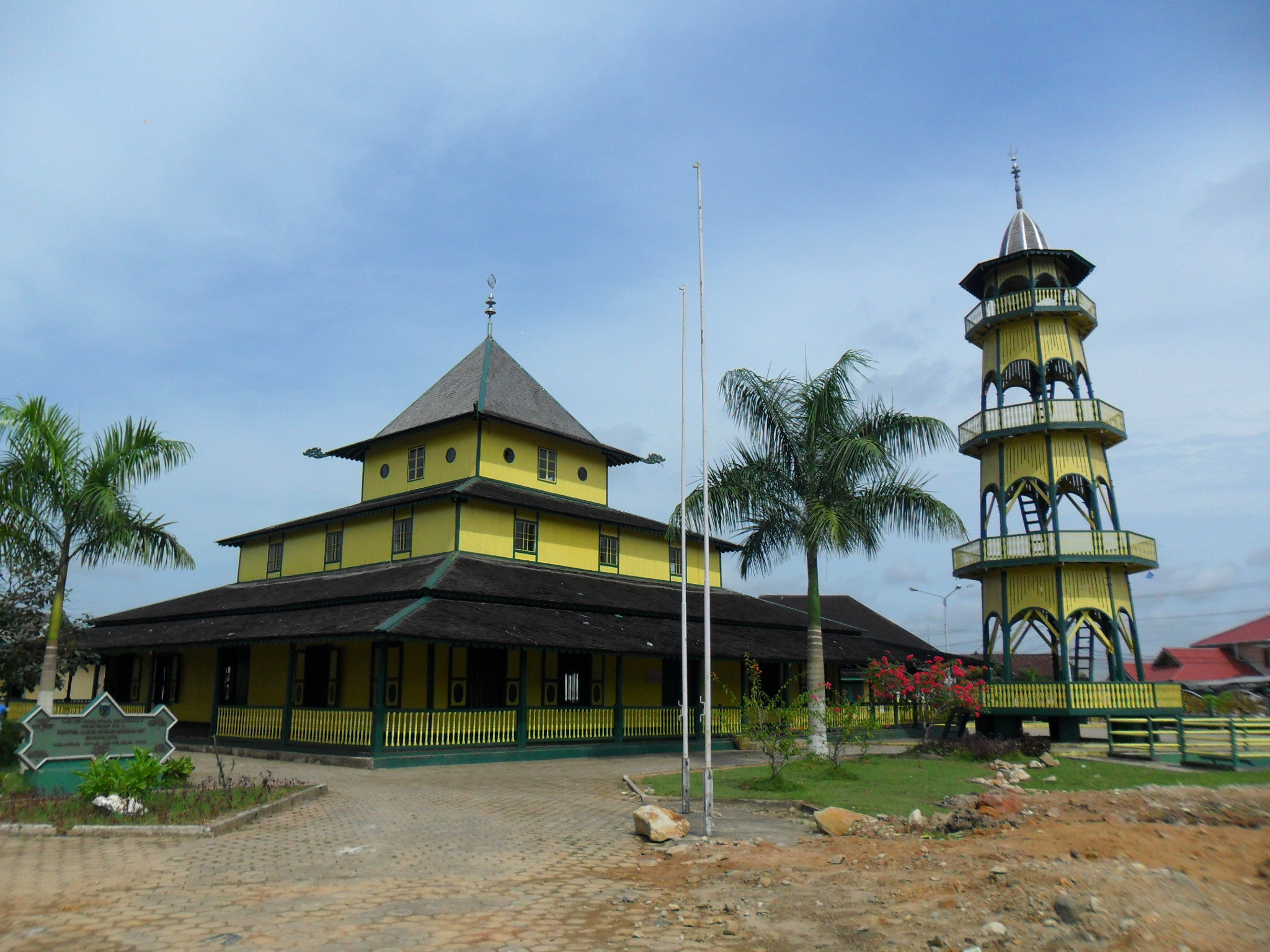 Masjid Shiratal Mustaqiem