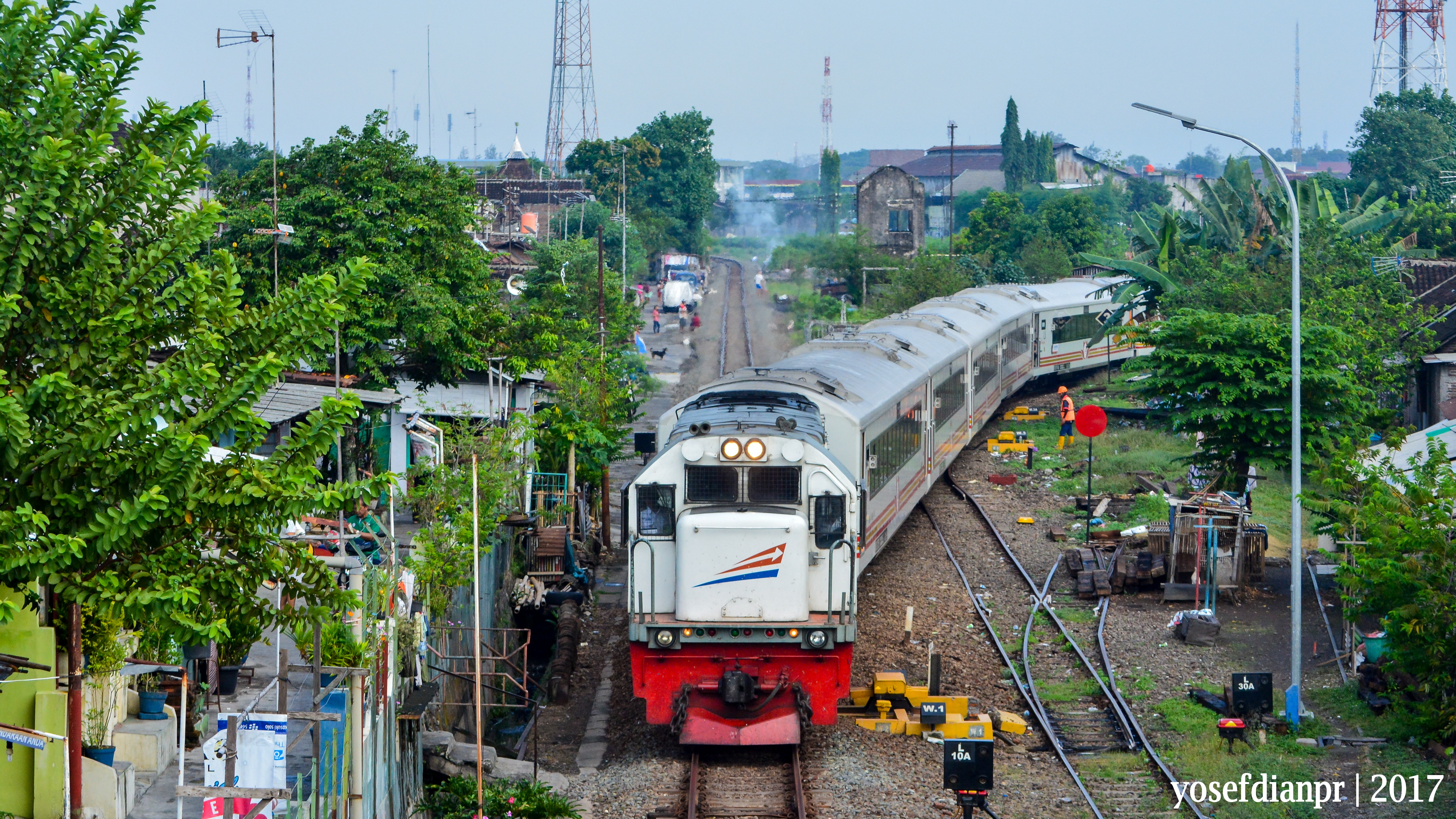 Kereta api Madiun Tambahan