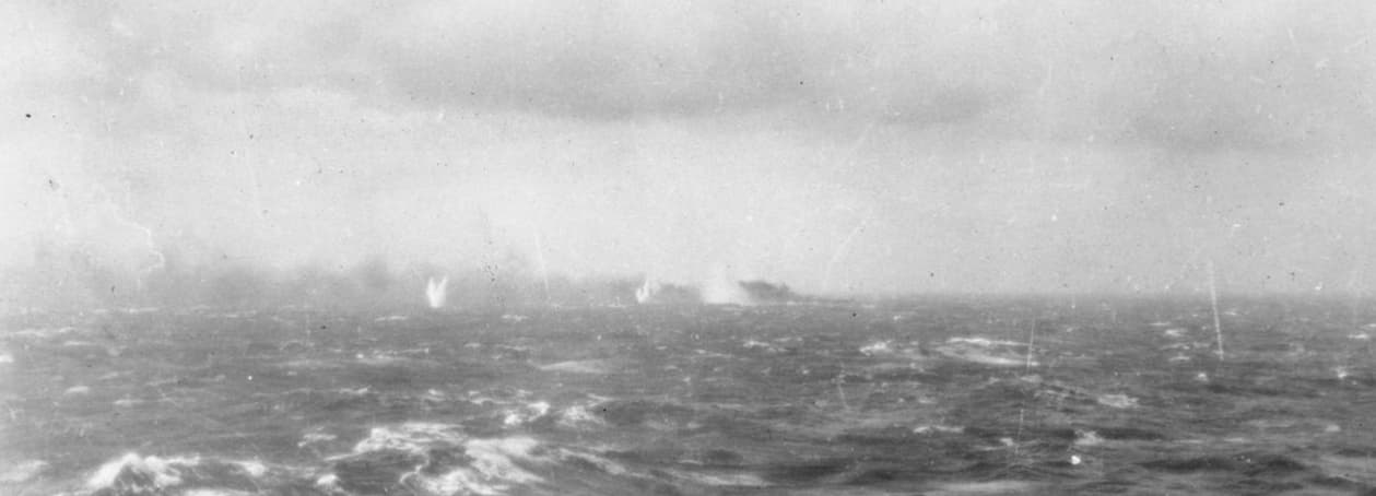 Pertempuran terakhir kapal perang Bismarck Pertempuran terakhir kapal perang Bismarck