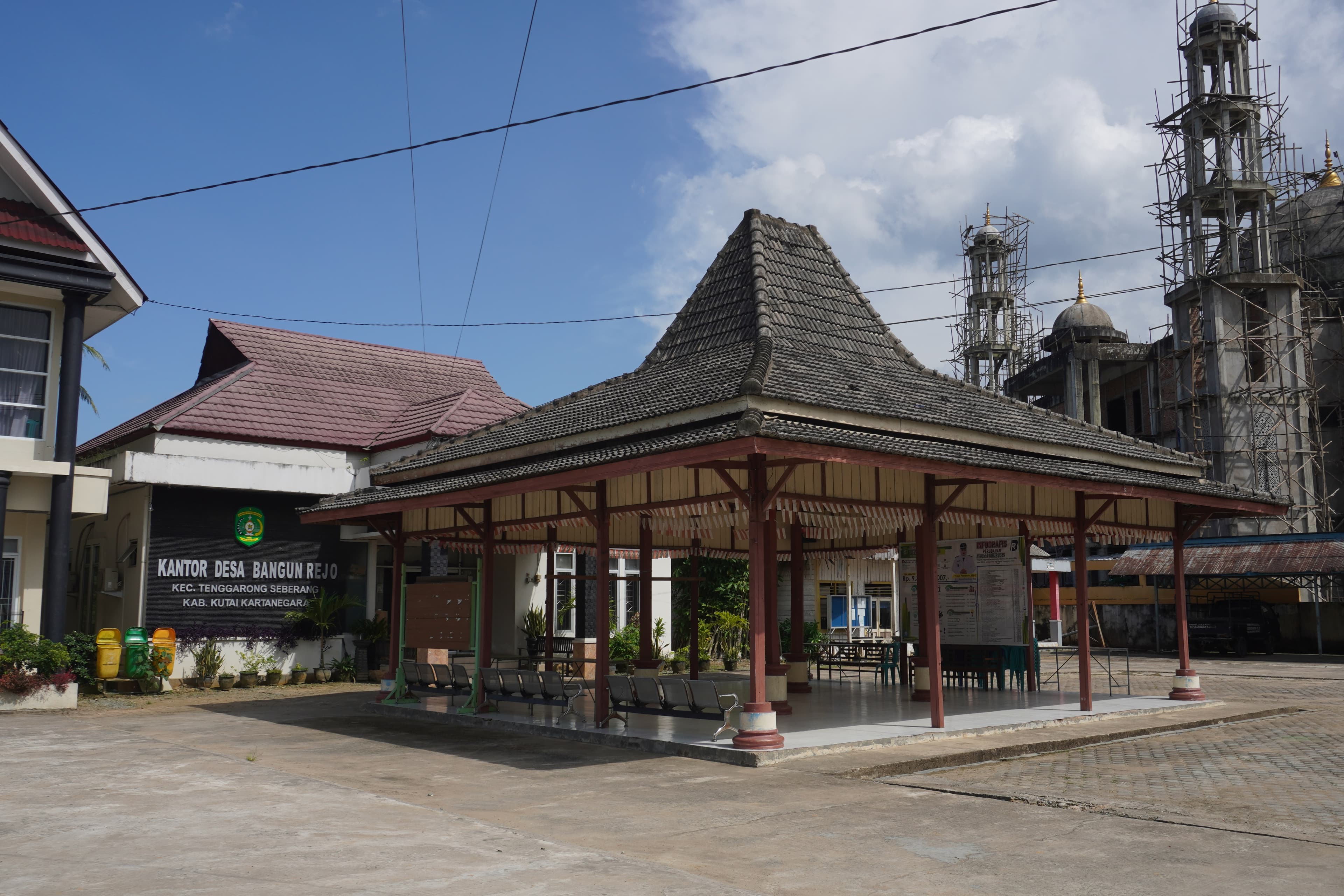 Bangun Rejo, Tenggarong Seberang, Kutai Kartanegara Bangun Rejo, Tenggarong Seberang, Kutai Kartanegara