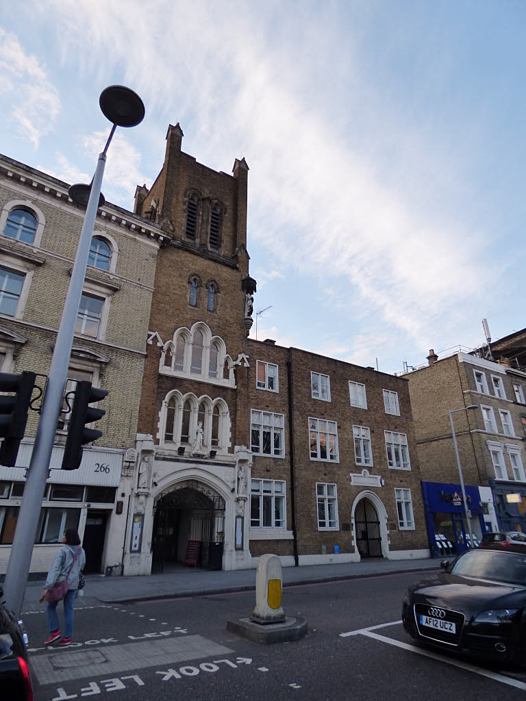 Gereja Bunda Dukacita, Chelsea Gereja Bunda Dukacita, Chelsea