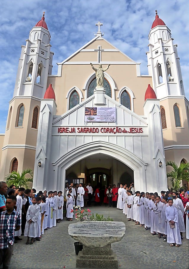 Gereja Hati Kudus Yesus, Becora Gereja Hati Kudus Yesus, Becora