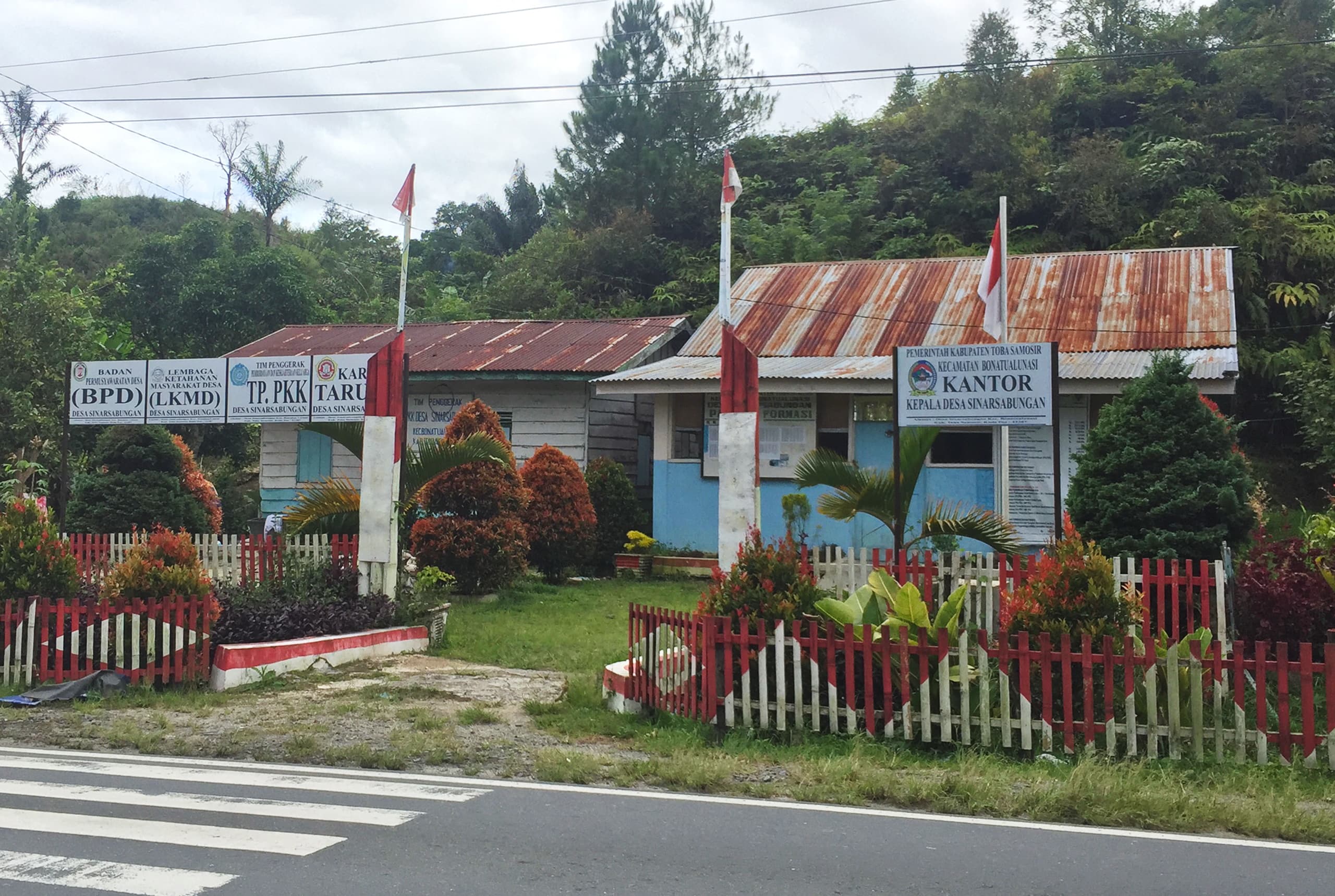 Sinar Sabungan, Bonatua Lunasi, Toba Sinar Sabungan, Bonatua Lunasi, Toba