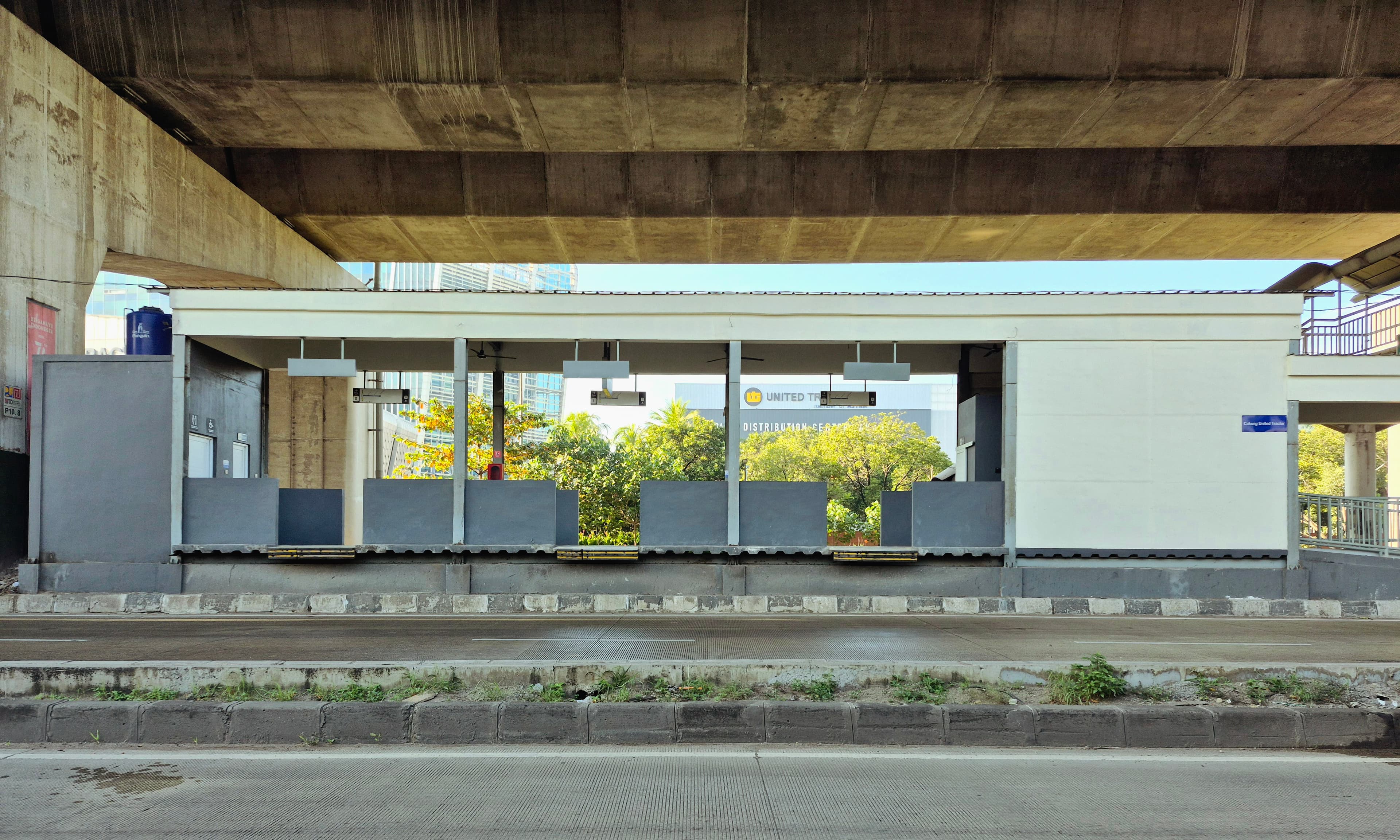 Halte Transjakarta Cakung Halte Transjakarta Cakung