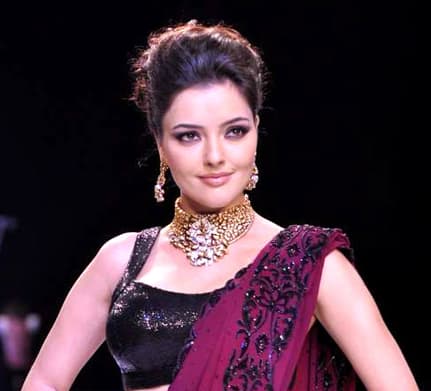 Kristina Akheeva Kristina Akheeva