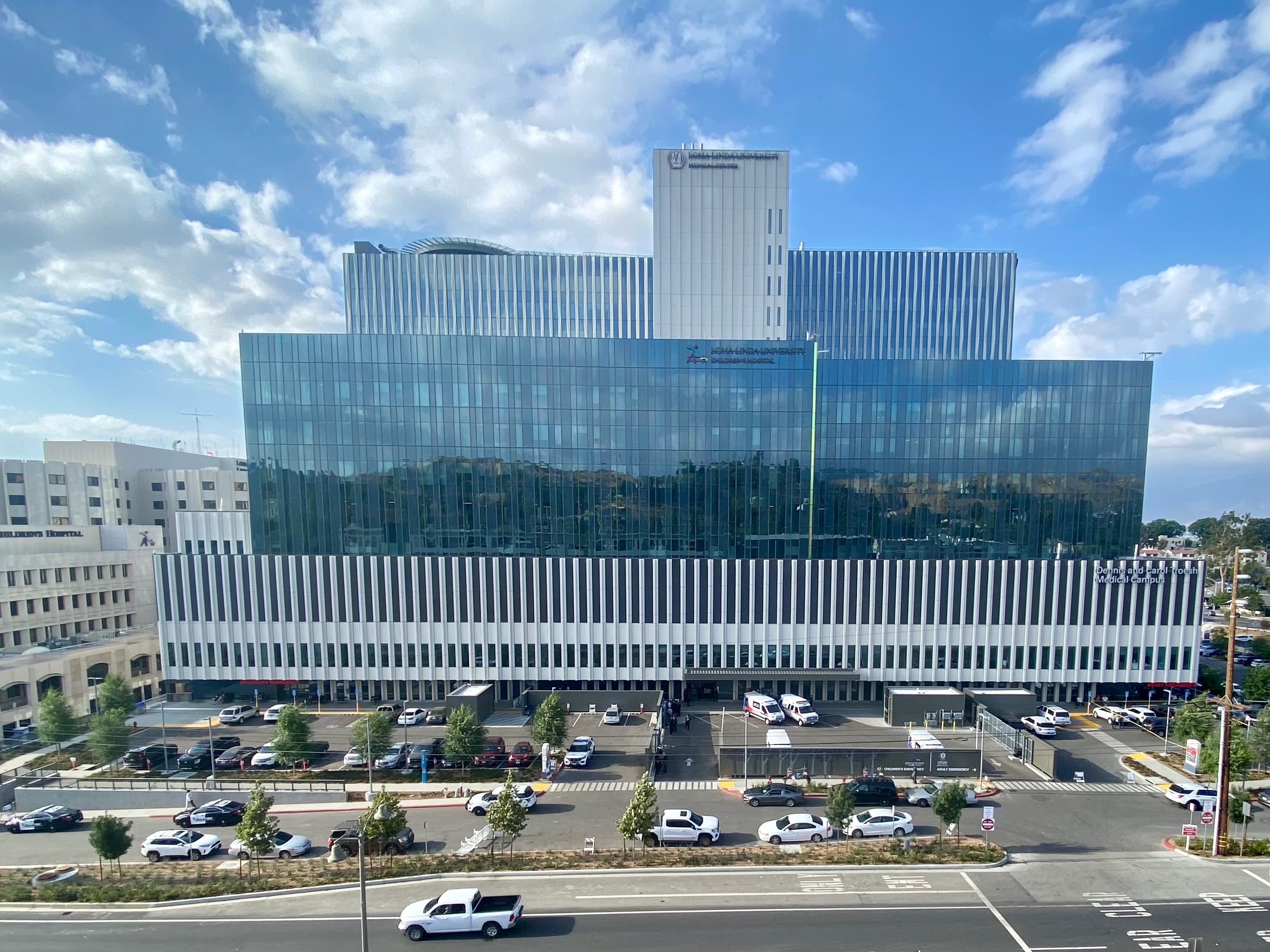 Pusat Medis Universitas Loma Linda Pusat Medis Universitas Loma Linda