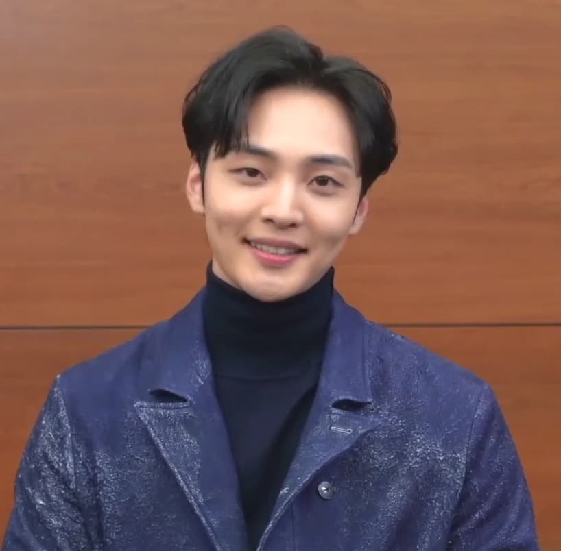 Kim Min-jae (pemeran, lahir 1996) Kim Min-jae (pemeran, lahir 1996)