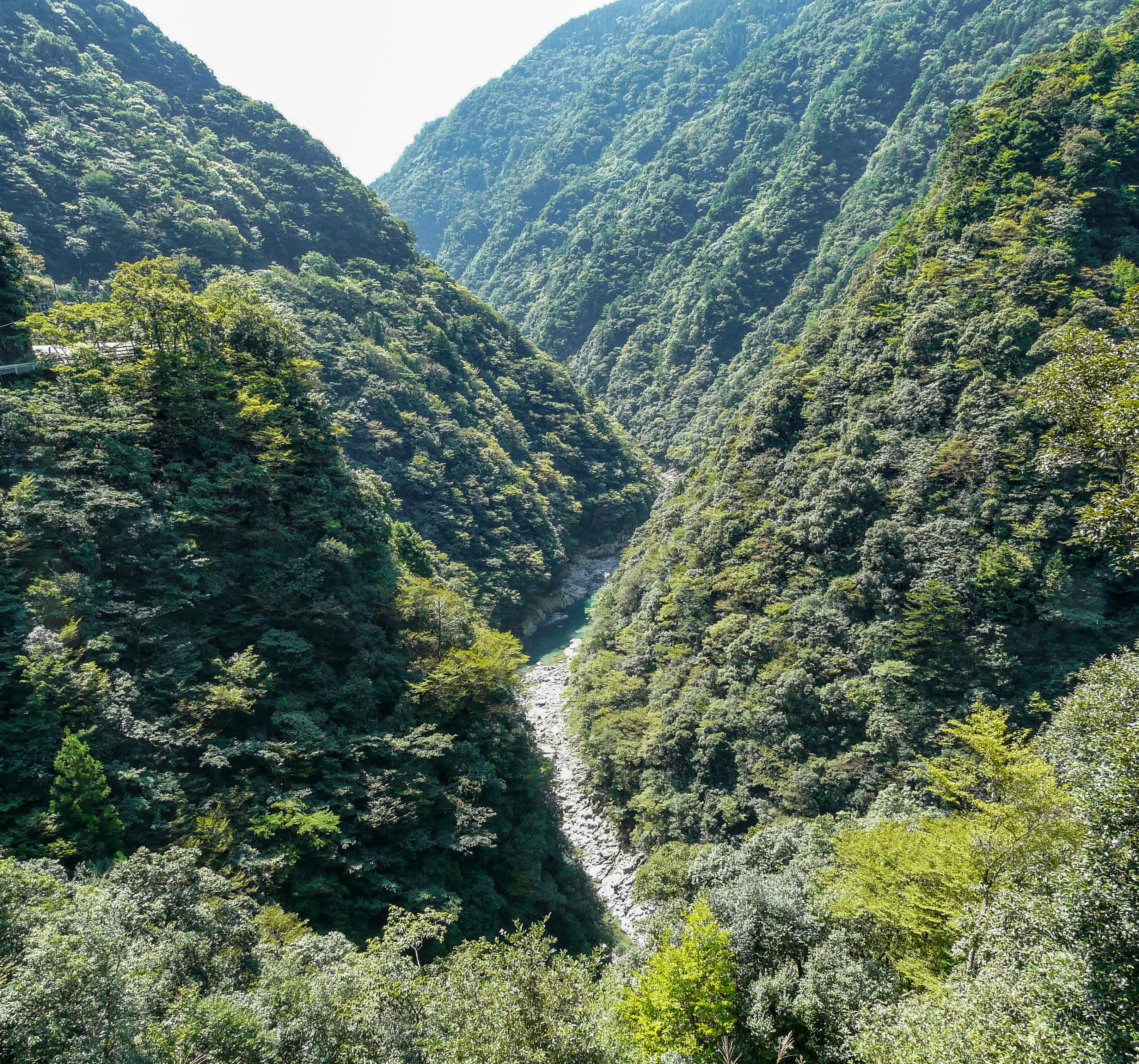 Lembah Iya Lembah Iya