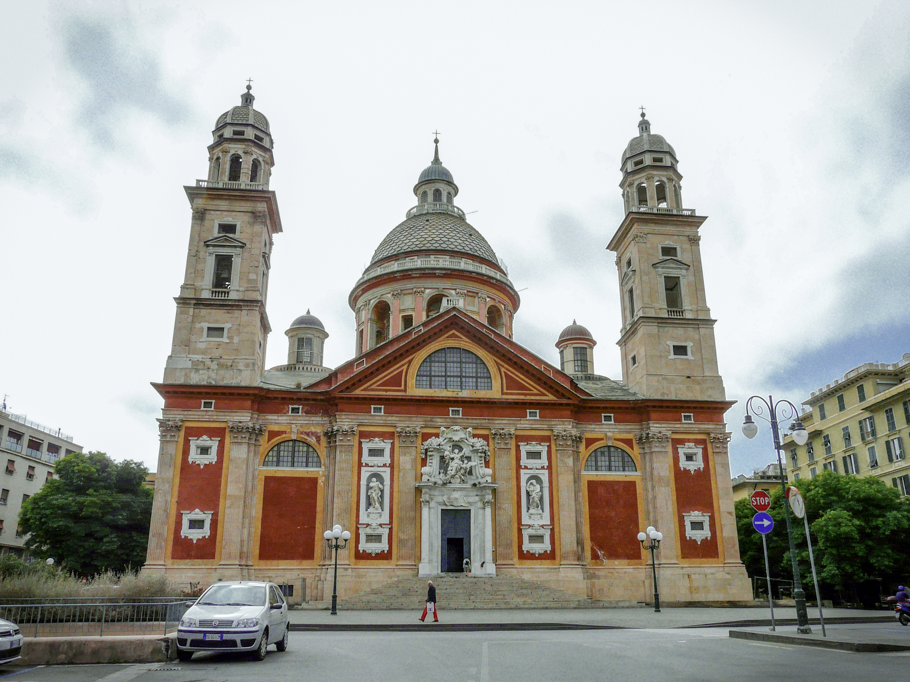 Basilika Bunda Maria Diangkat ke Surga dari Carignano, Genoa Basilika Bunda Maria Diangkat ke Surga dari Carignano, Genoa