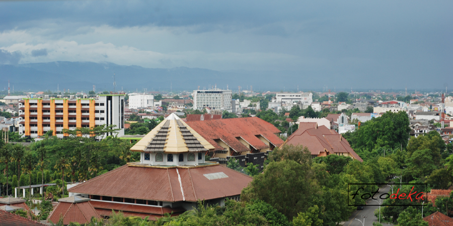 Daftar bangunan tertinggi di Yogyakarta Daftar bangunan tertinggi di Yogyakarta