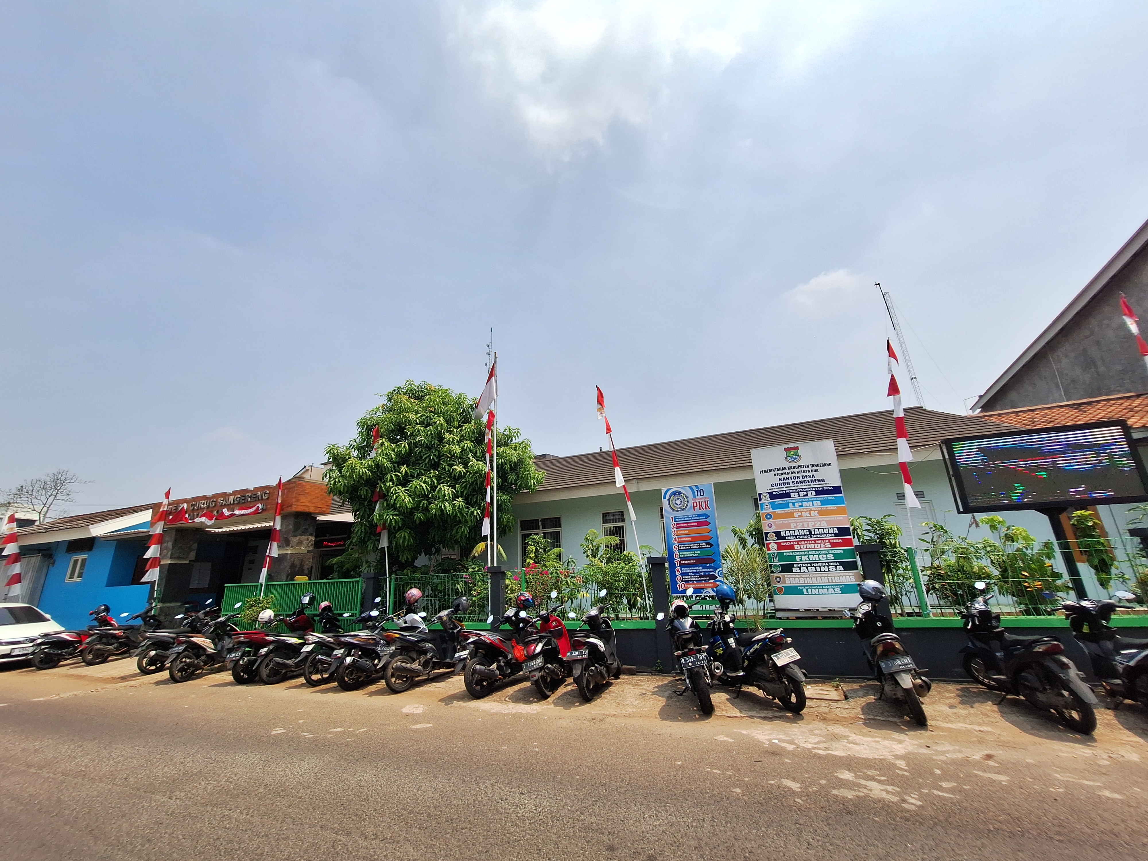 Curug Sangereng, Kelapa Dua, Tangerang Curug Sangereng, Kelapa Dua, Tangerang