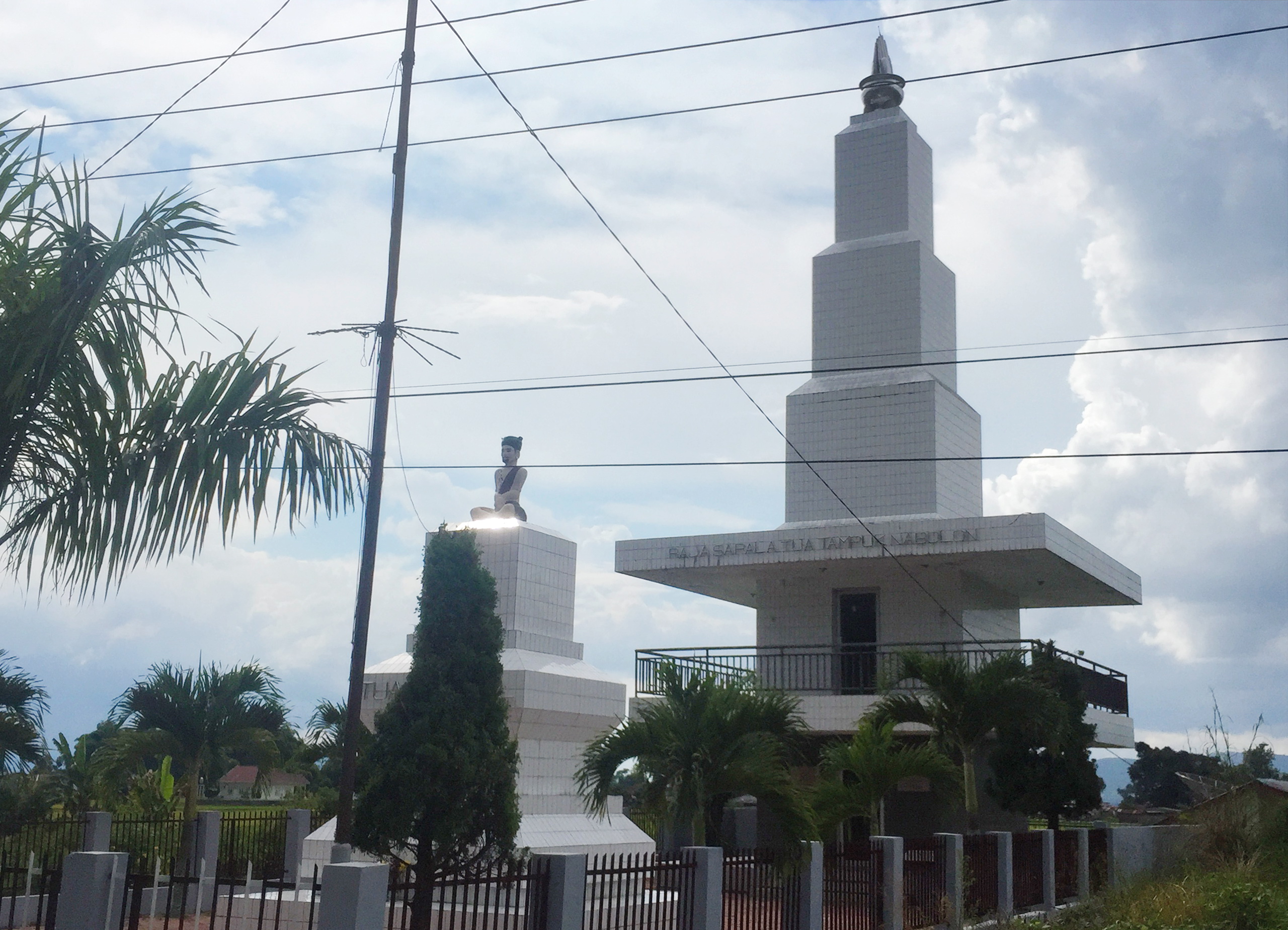 Tampubolon Tampubolon