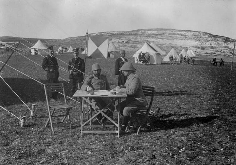 Satuan Darat Ke-4 (Kesultanan Utsmaniyah) Satuan Darat Ke-4 (Kesultanan Utsmaniyah)