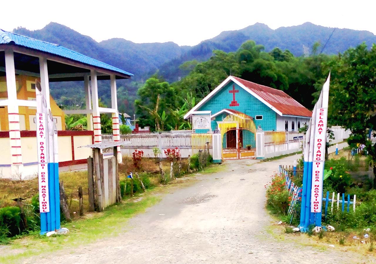 Naga Timbul, Bonatua Lunasi, Toba Naga Timbul, Bonatua Lunasi, Toba