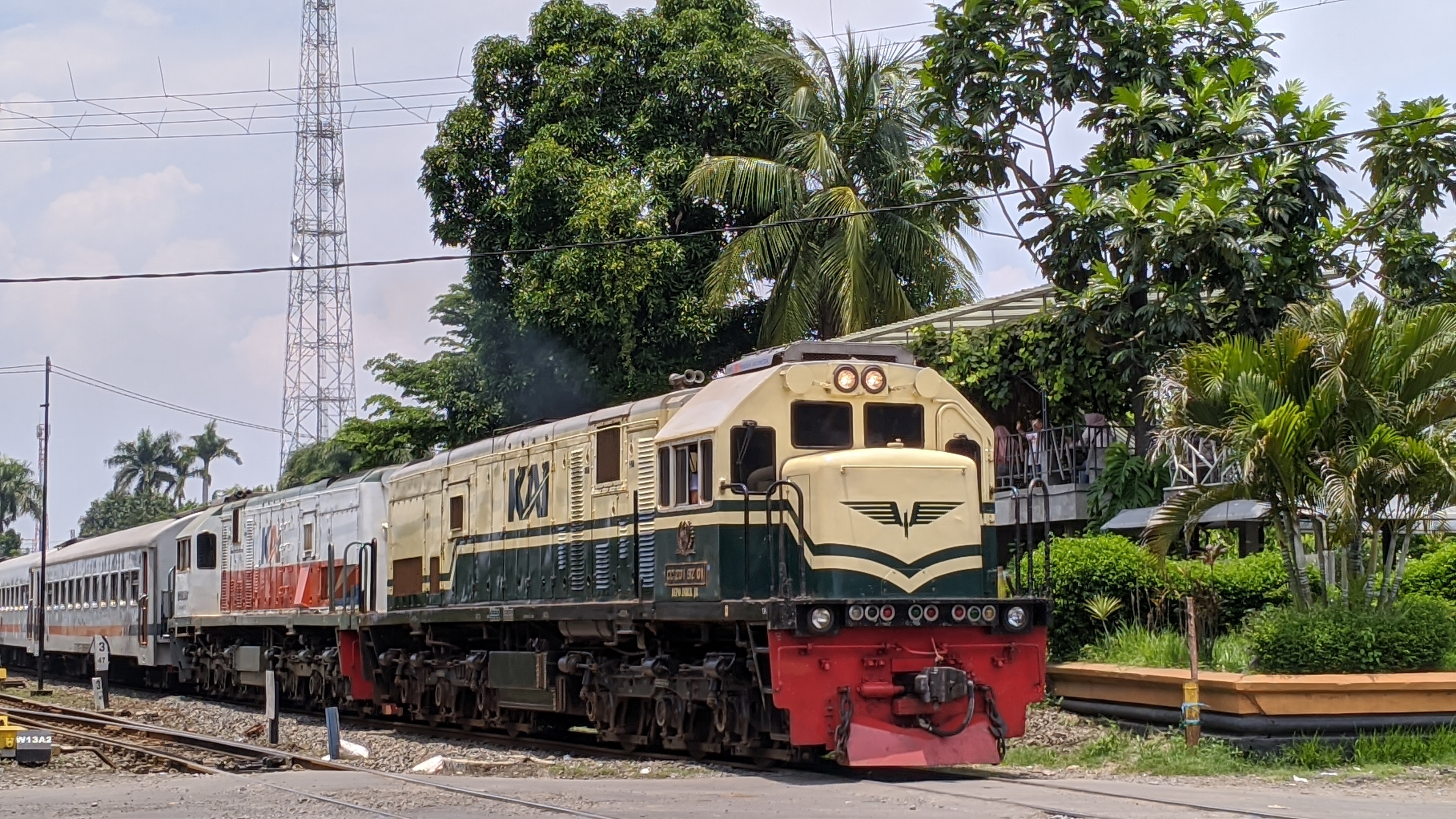 Kereta api Tawang Alun Kereta api Tawang Alun
