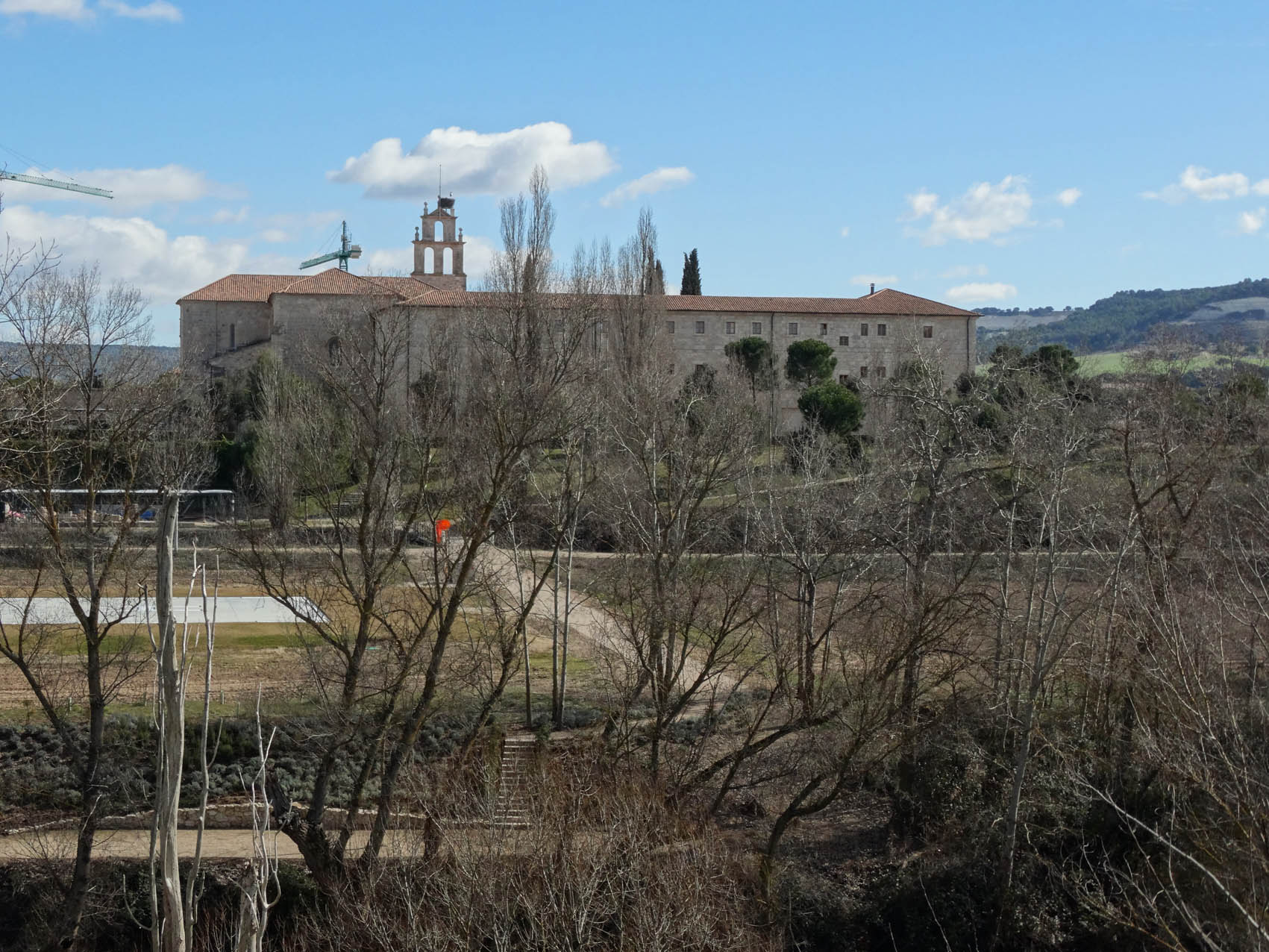 Al otro lado del río Al otro lado del río