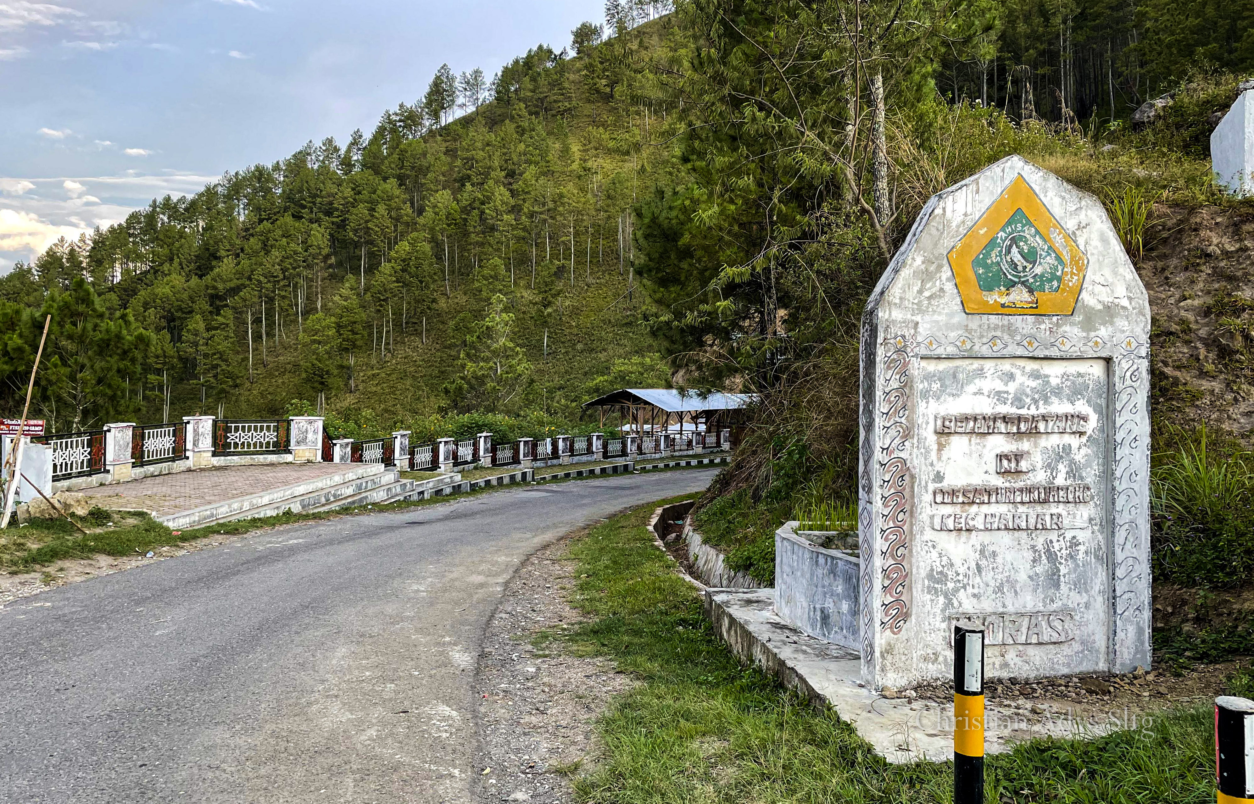 Turpuk Limbong, Harian, Samosir Turpuk Limbong, Harian, Samosir