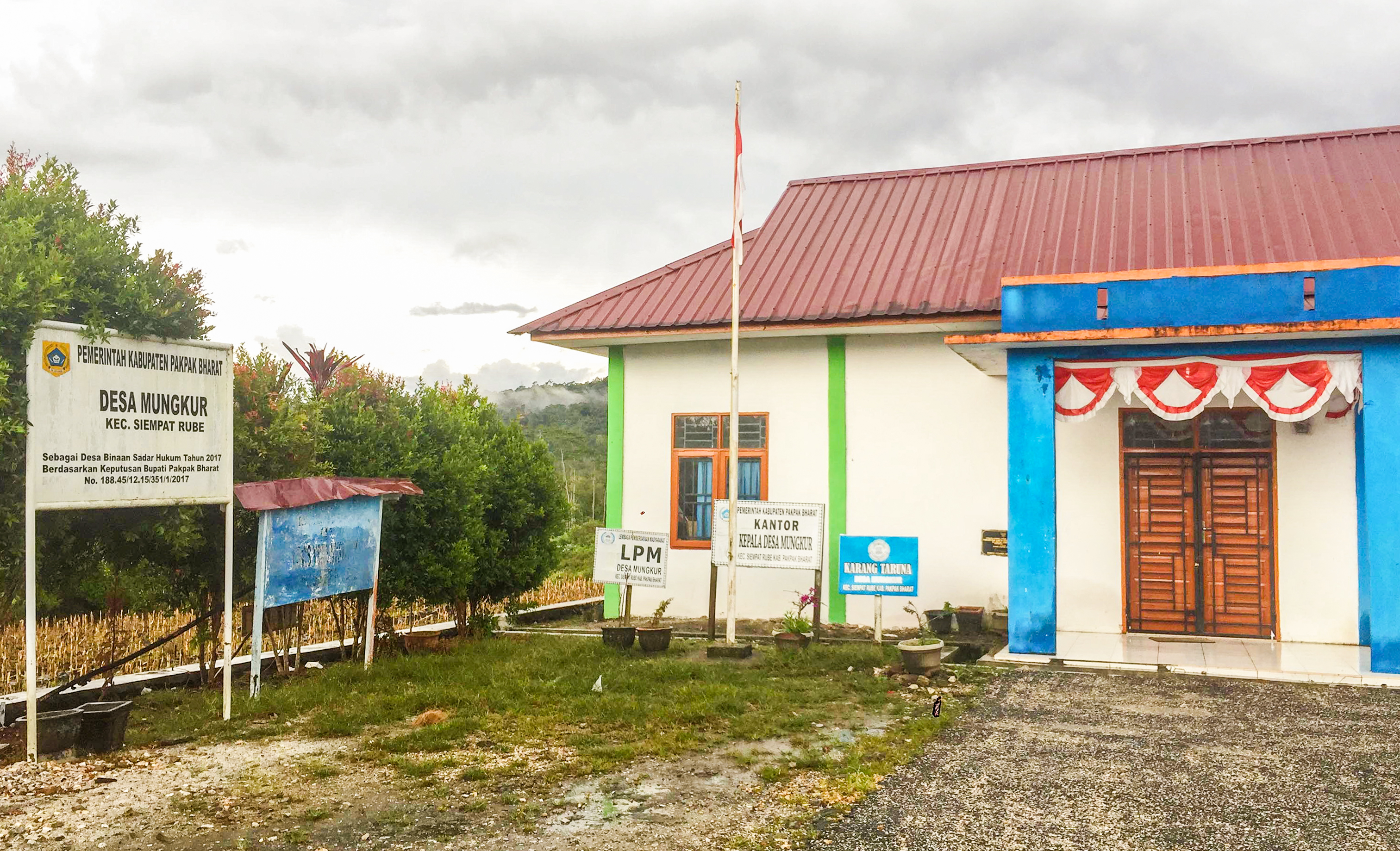 Mungkur, Siempat Rube, Pakpak Bharat Mungkur, Siempat Rube, Pakpak Bharat