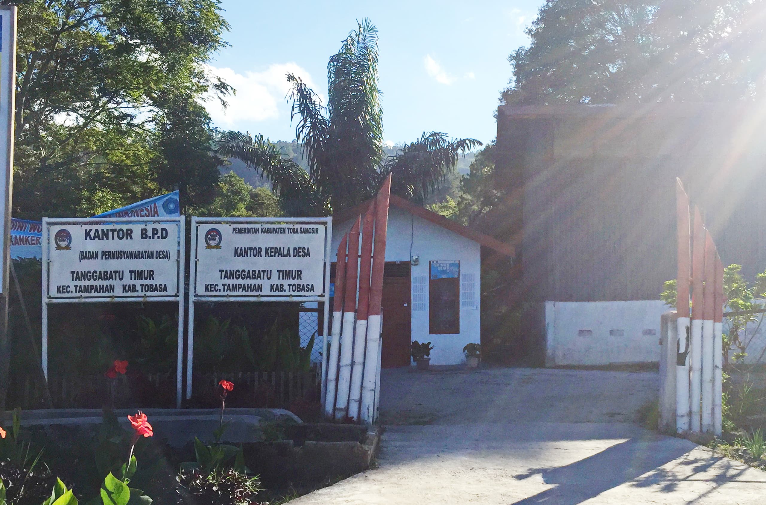 Tangga Batu Timur, Tampahan, Toba Tangga Batu Timur, Tampahan, Toba