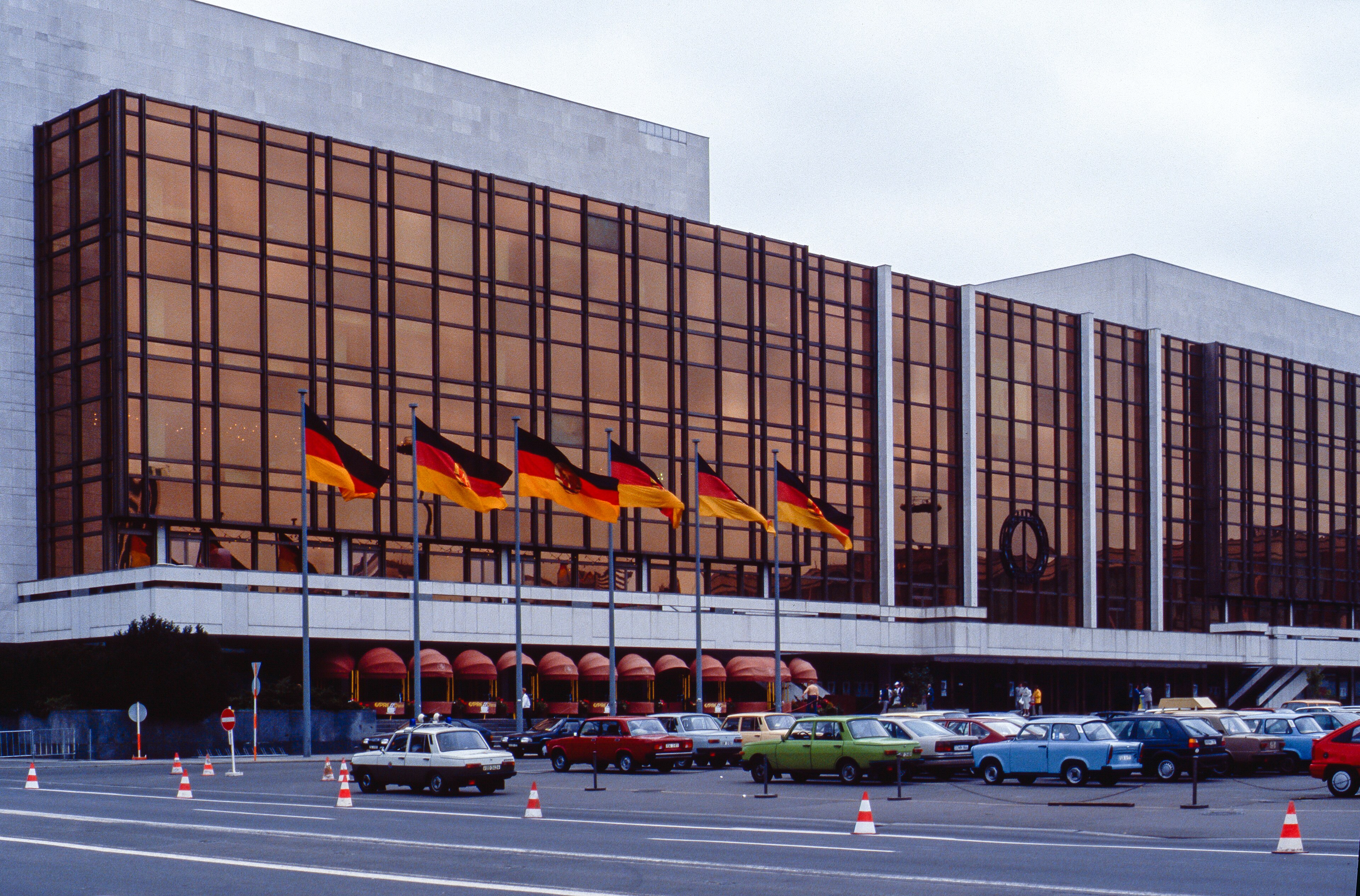 Palast der Republik Palast der Republik