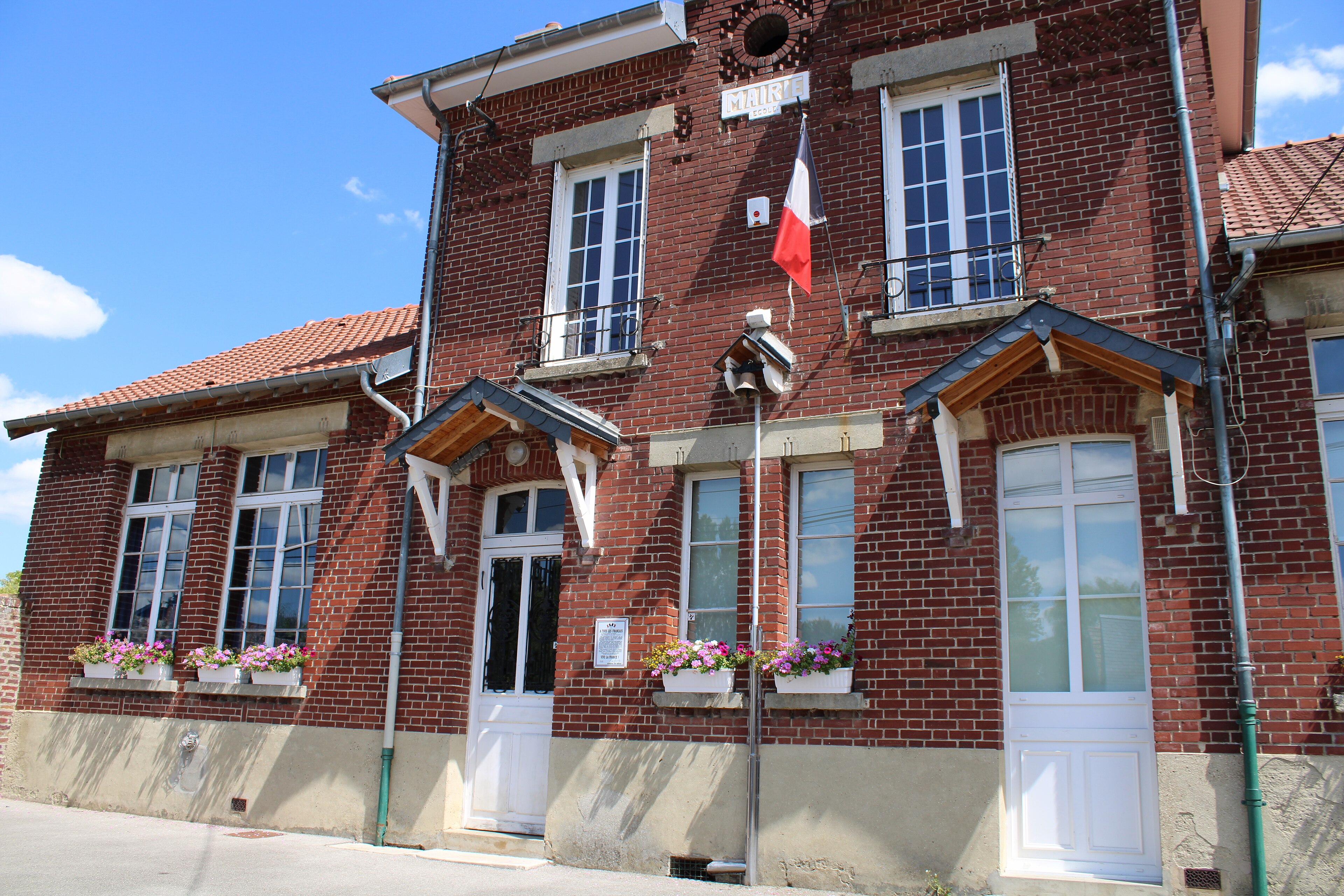 Mondescourt Mondescourt