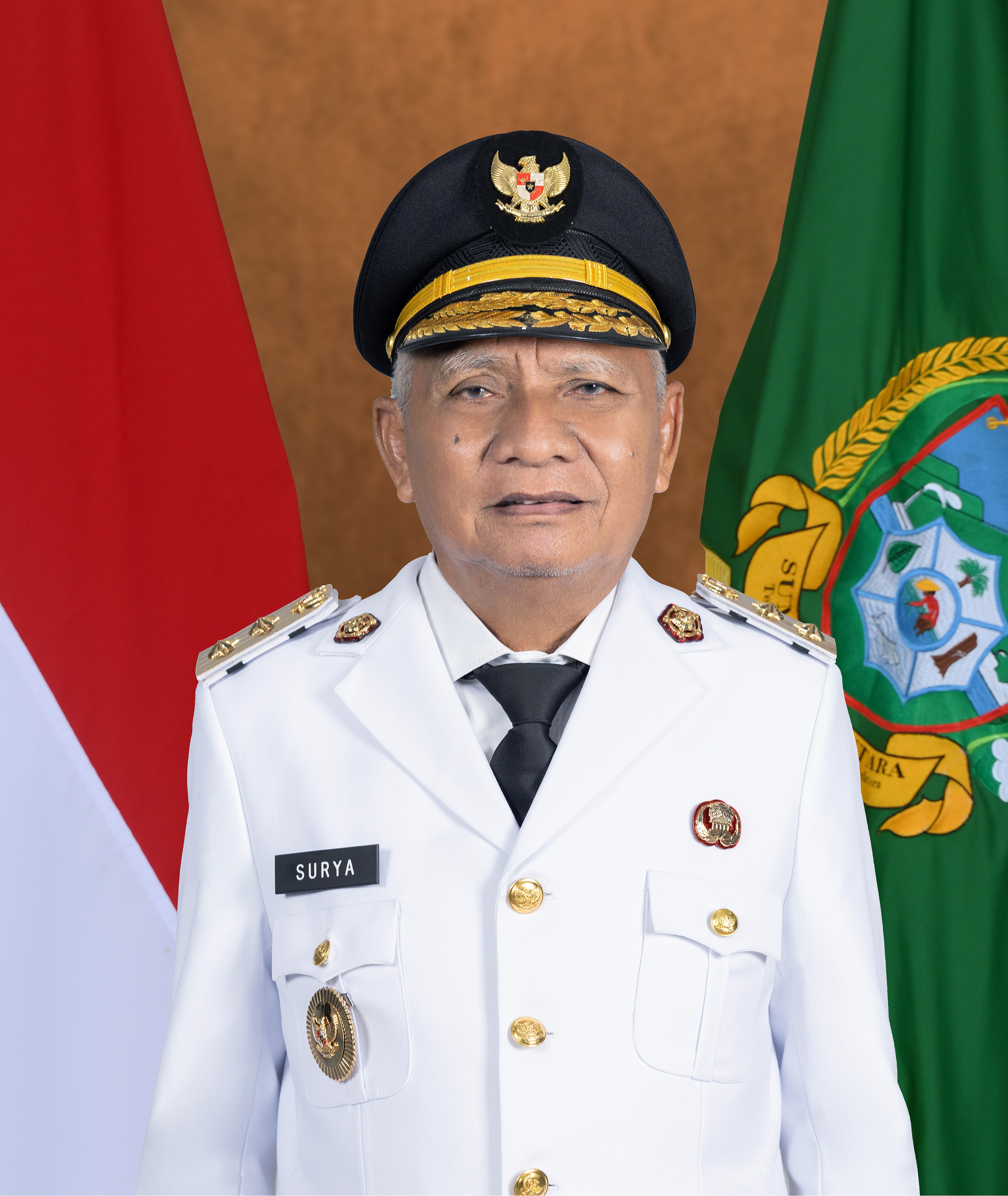 Surya (politikus, lahir 1955) Surya (politikus, lahir 1955)