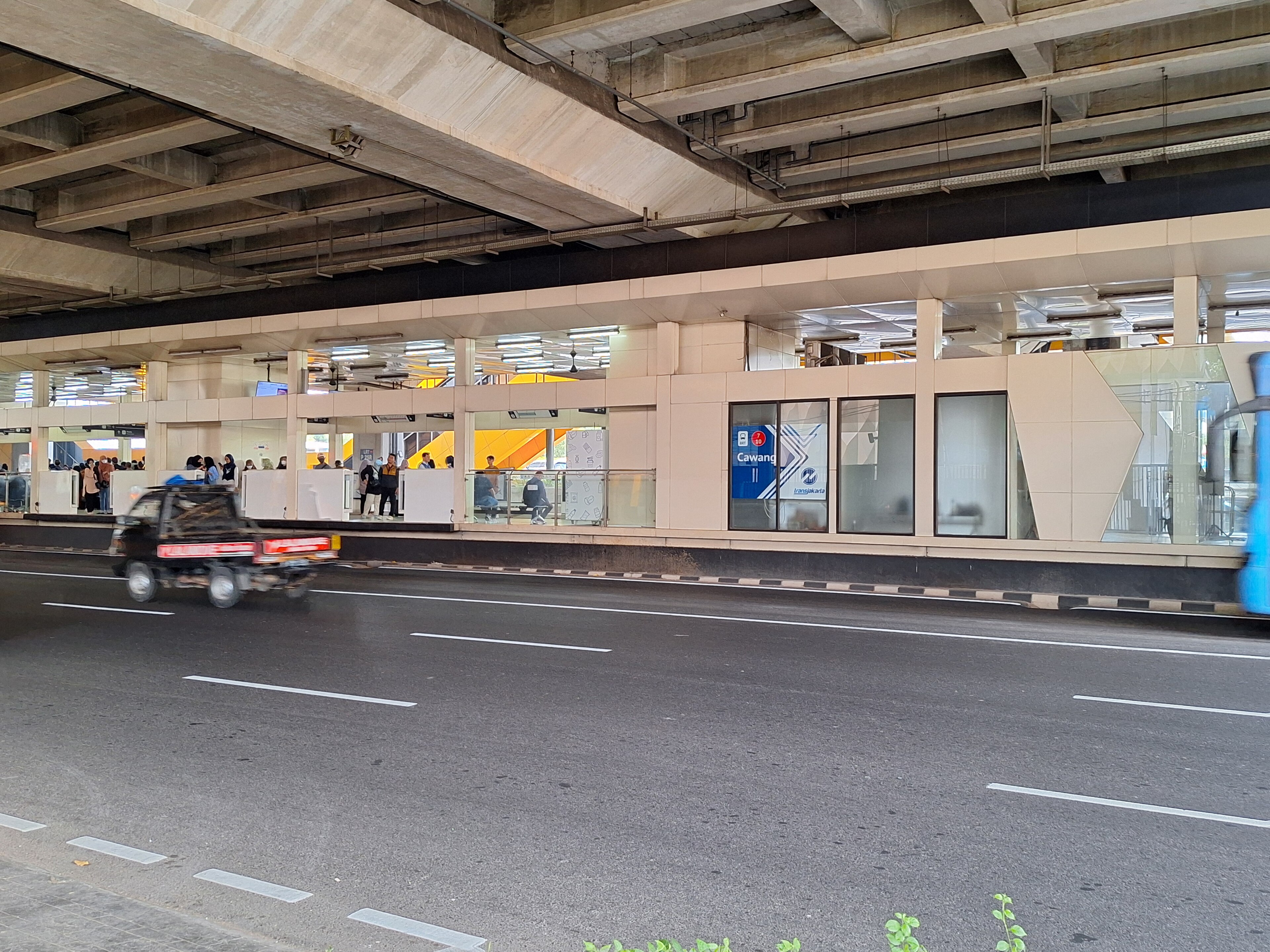 Halte Transjakarta Cawang Halte Transjakarta Cawang