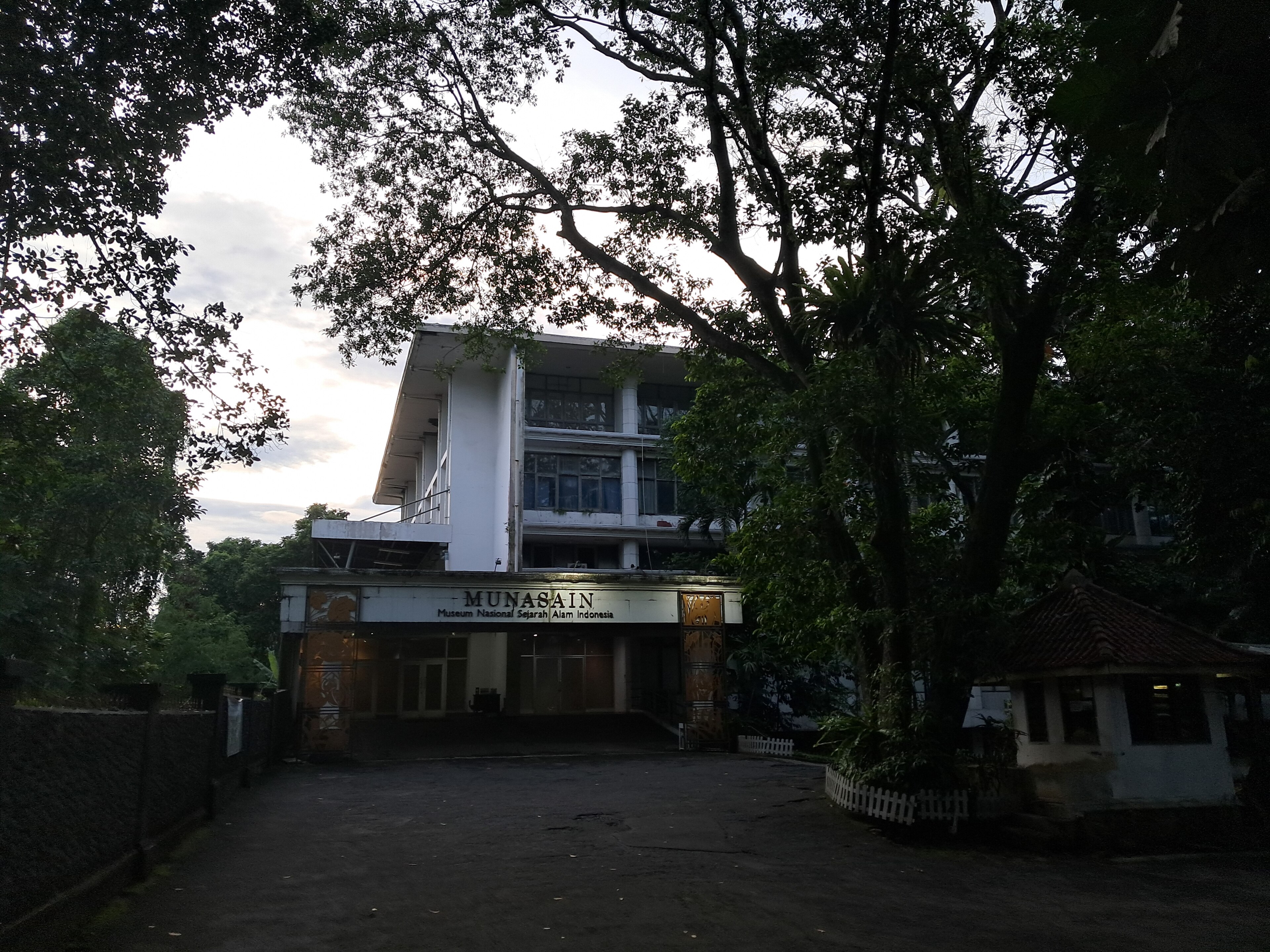 Museum Nasional Sejarah Alam Indonesia Museum Nasional Sejarah Alam Indonesia