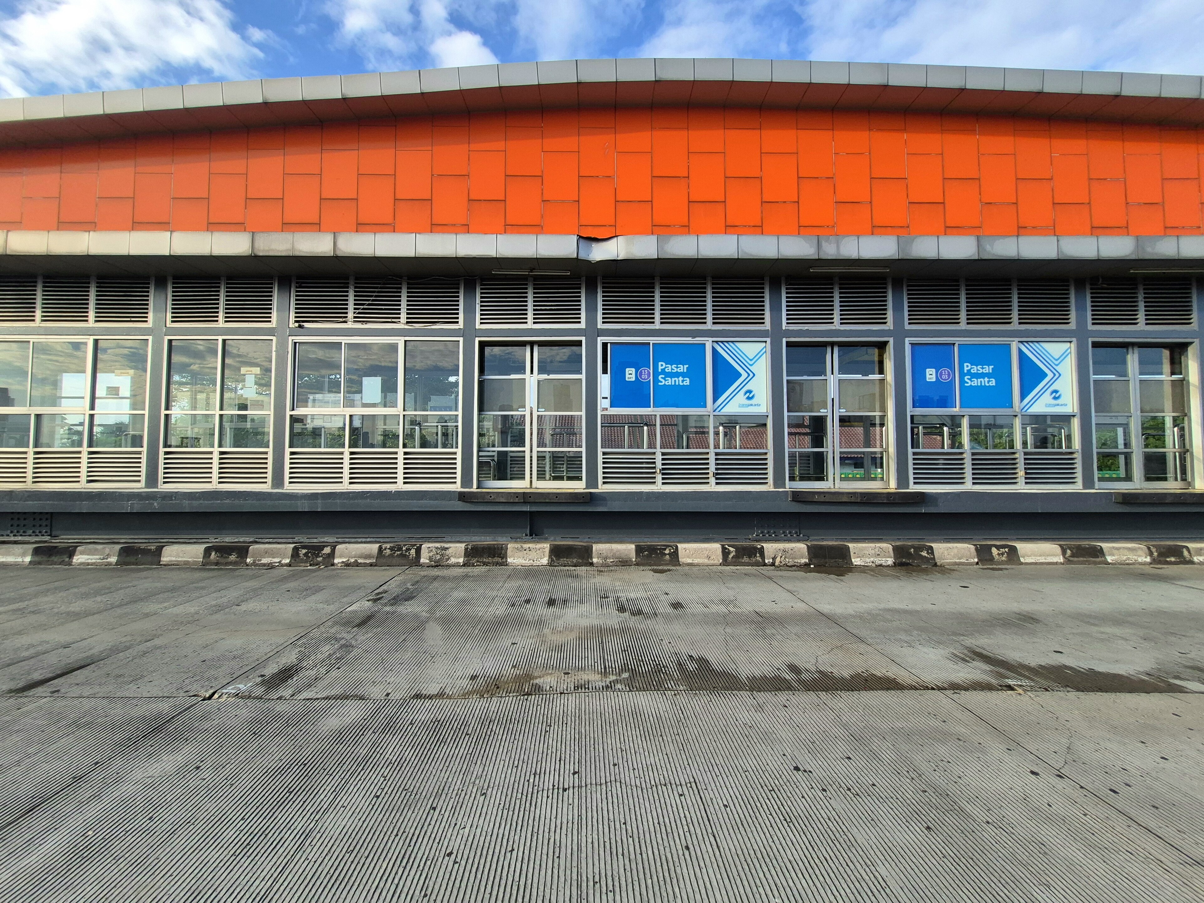 Halte Transjakarta Pasar Santa Halte Transjakarta Pasar Santa