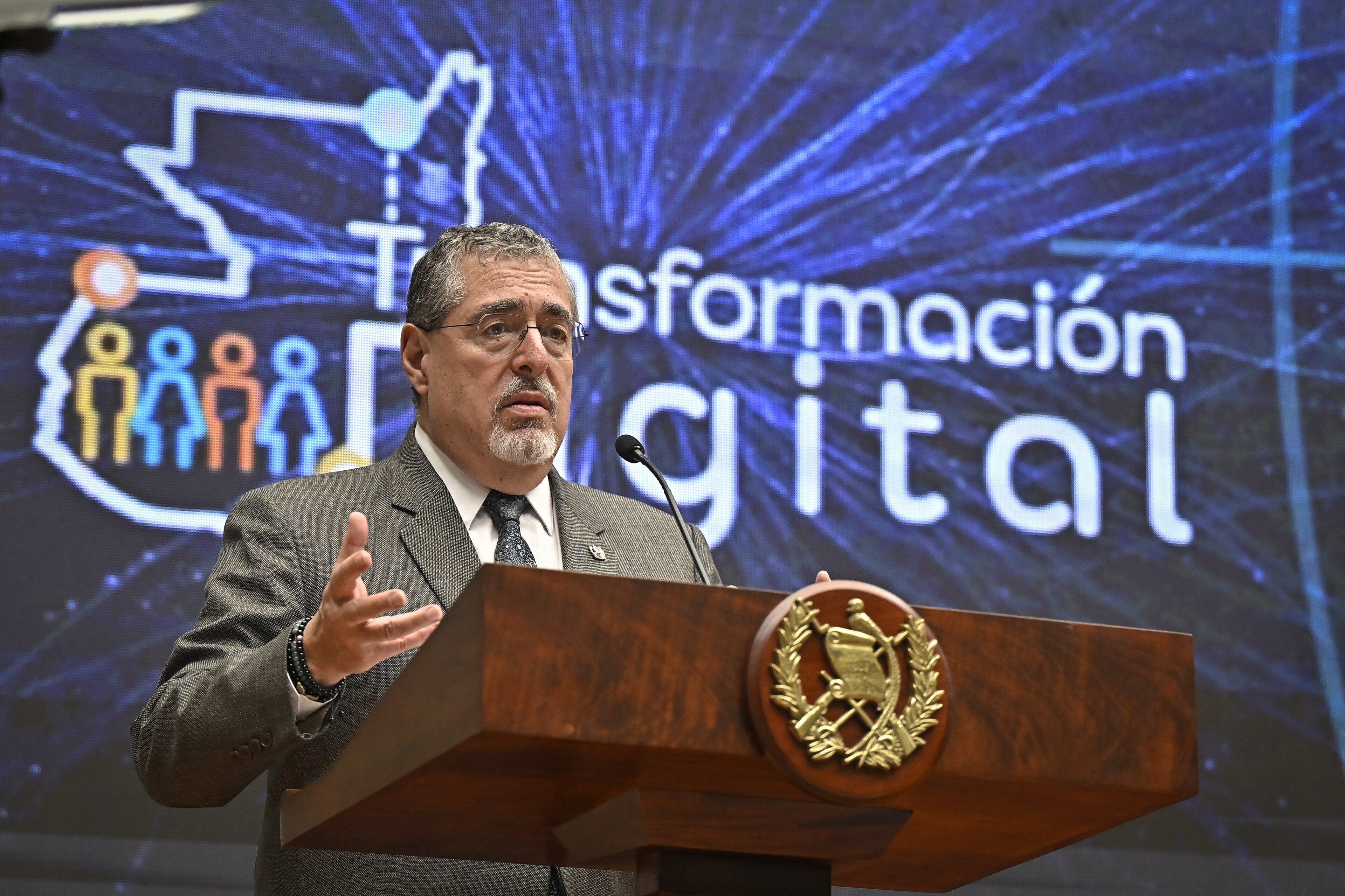 Bernardo Arévalo Bernardo Arévalo