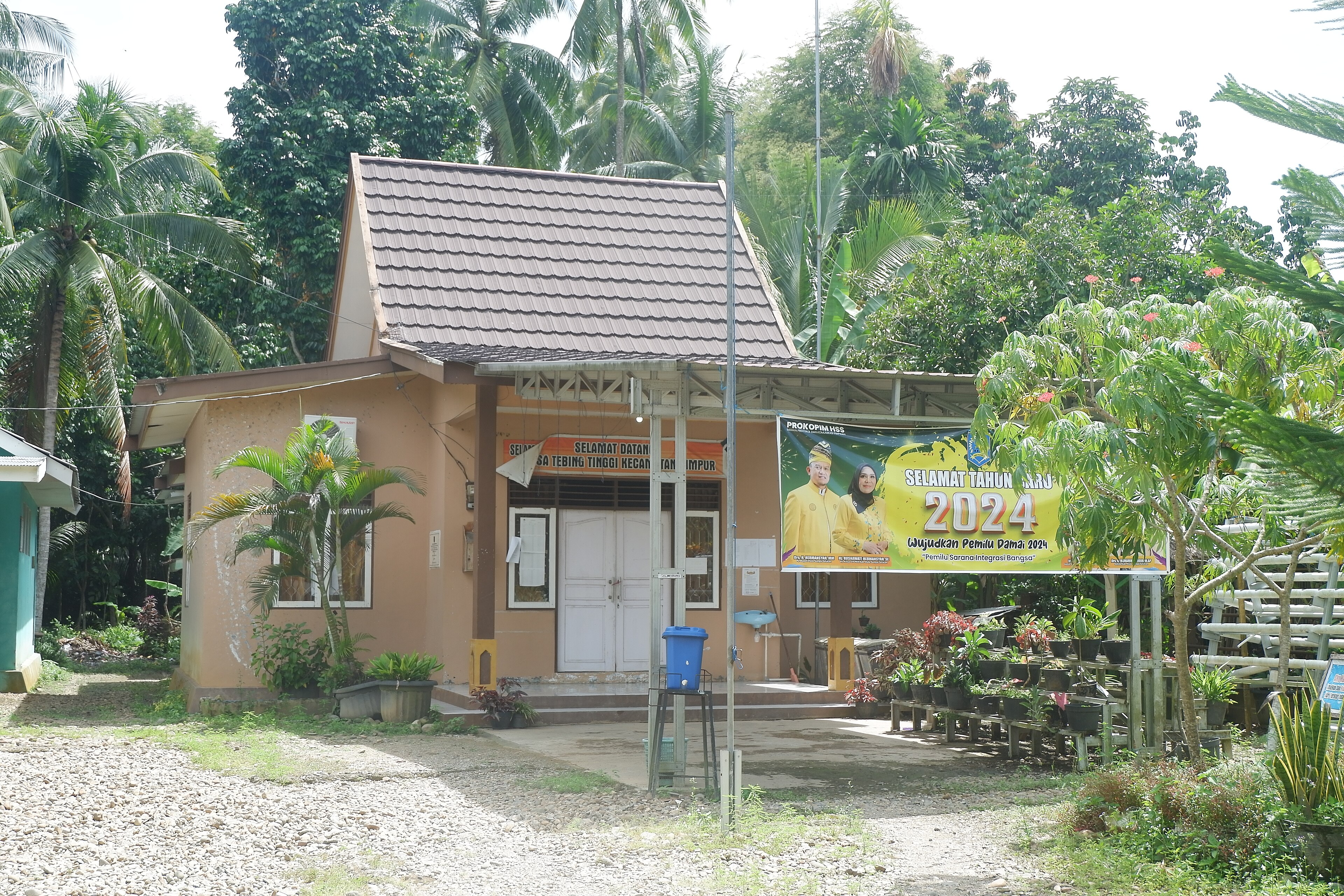 Tebing Tinggi, Simpur, Hulu Sungai Selatan Tebing Tinggi, Simpur, Hulu Sungai Selatan