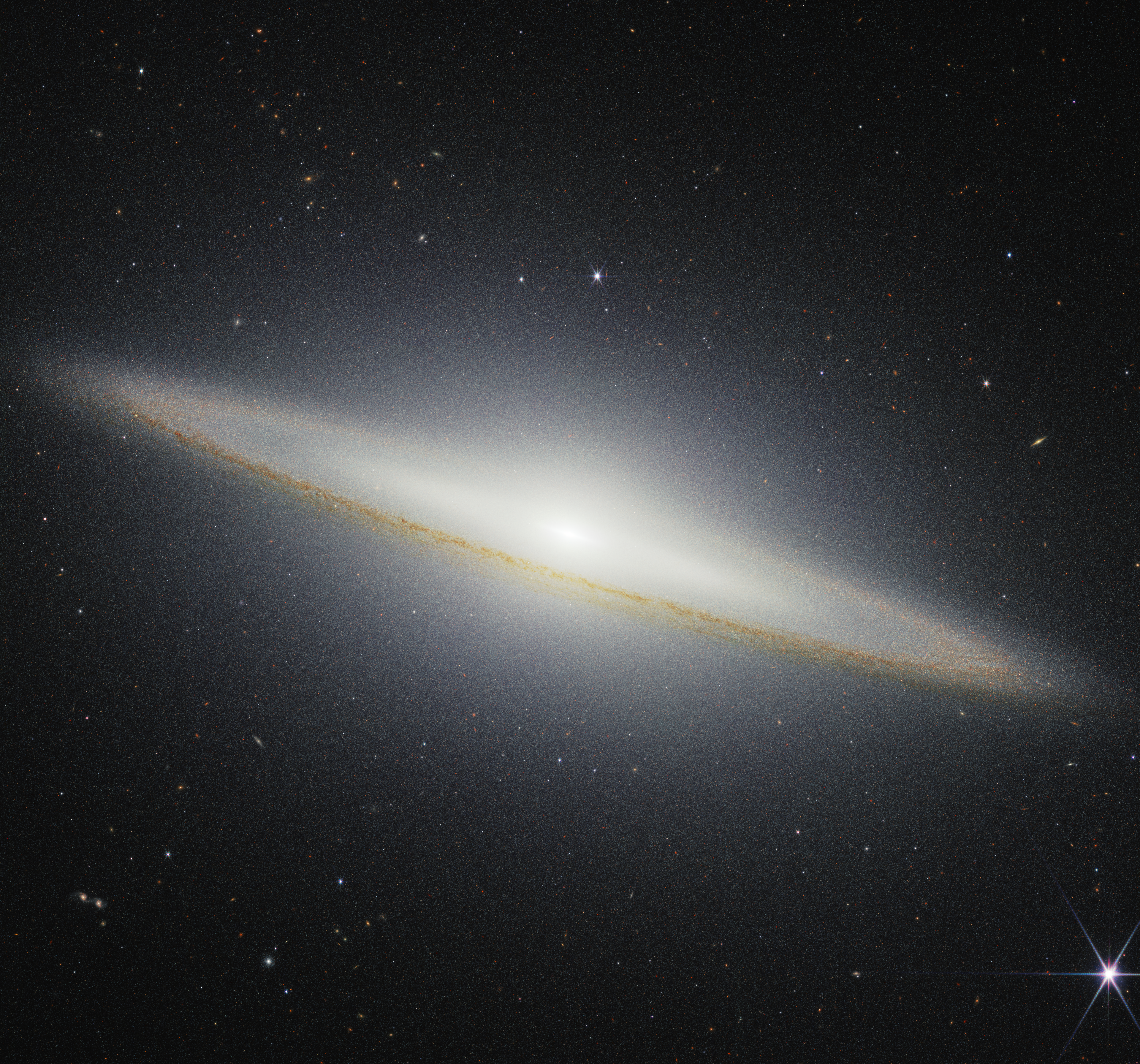 Galaksi Sombrero Galaksi Sombrero