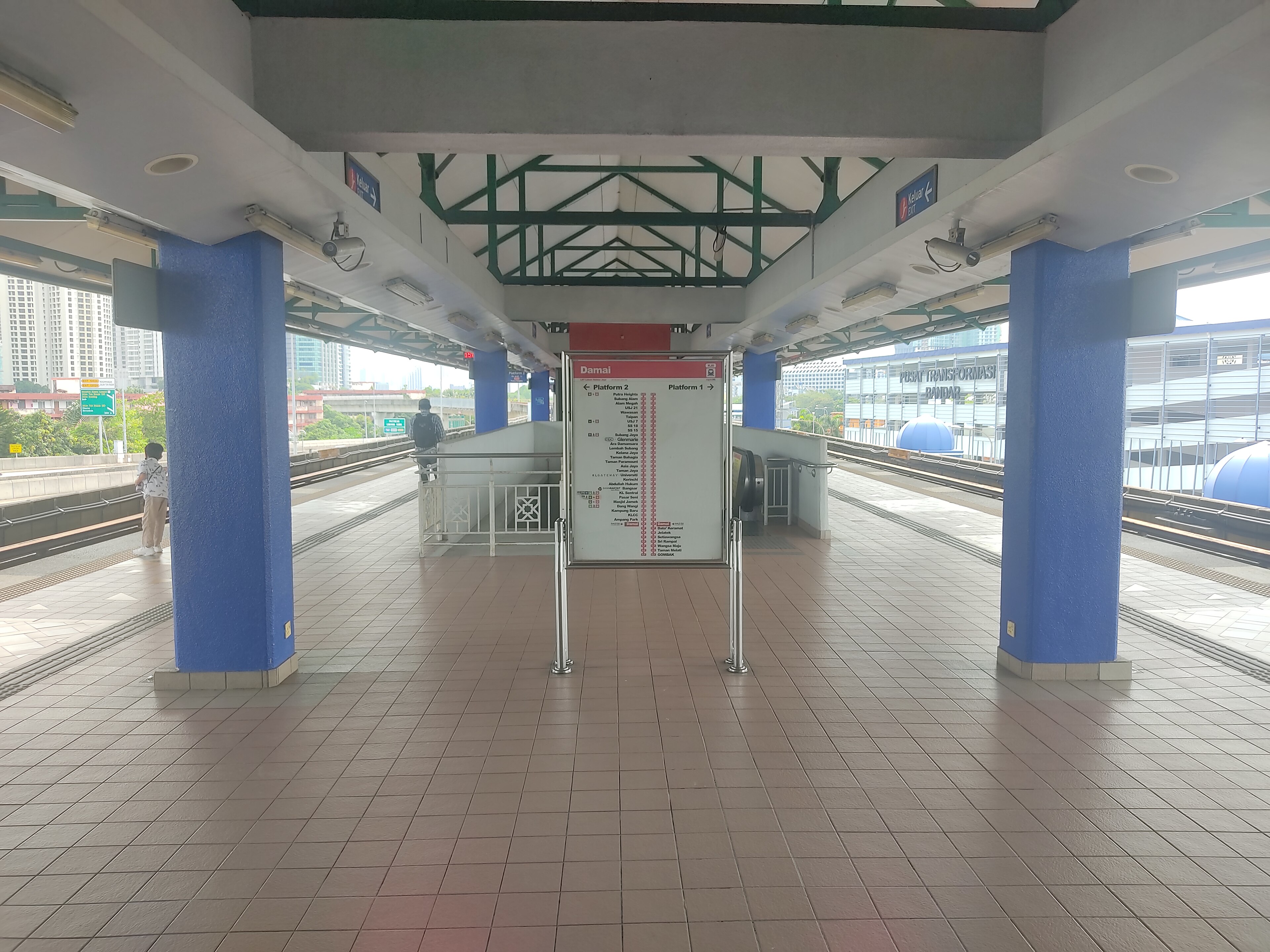 Stasiun LRT Damai (Malaysia) Stasiun LRT Damai (Malaysia)