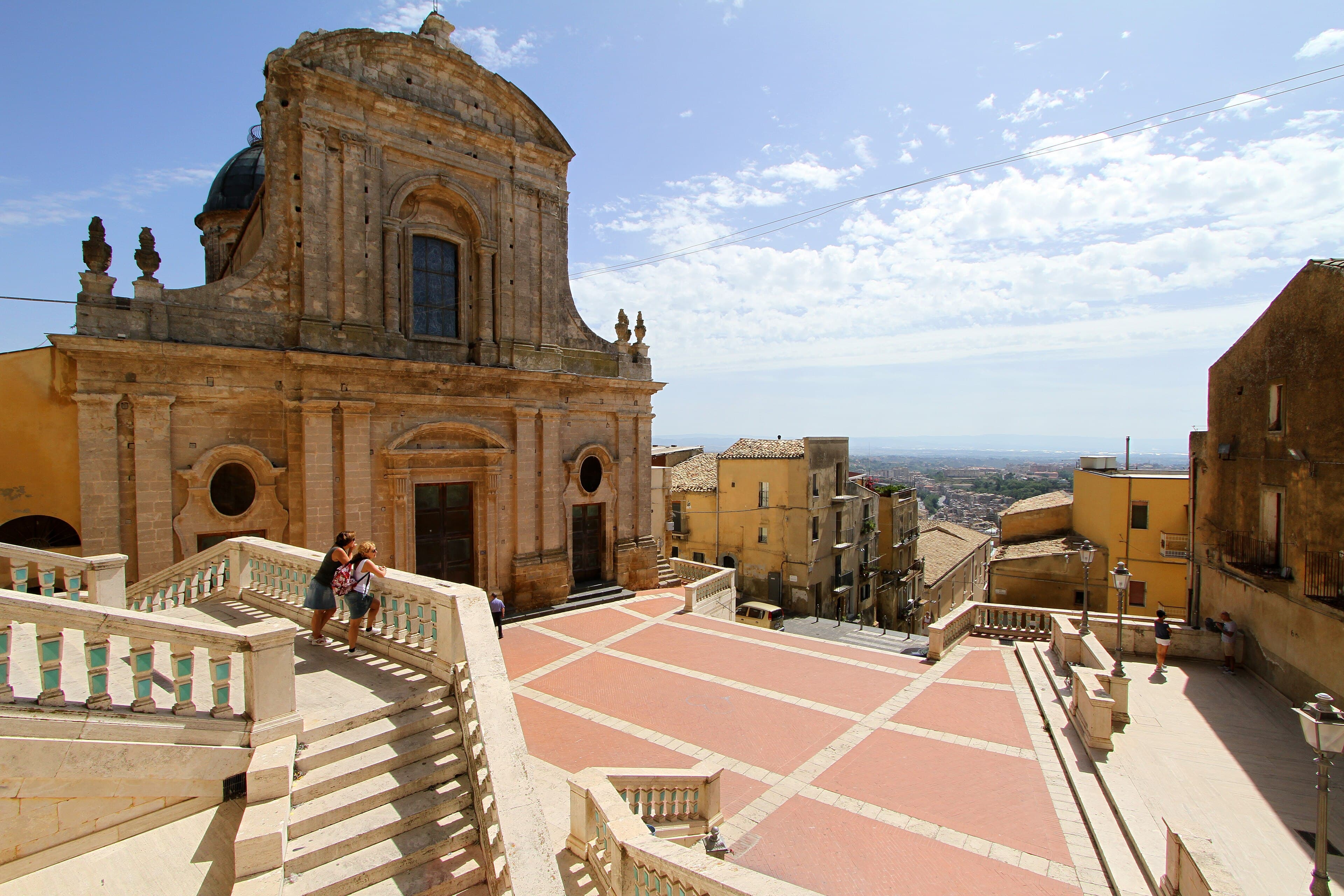 Basilika Bunda dari Pegunungan, Caltagirone Basilika Bunda dari Pegunungan, Caltagirone