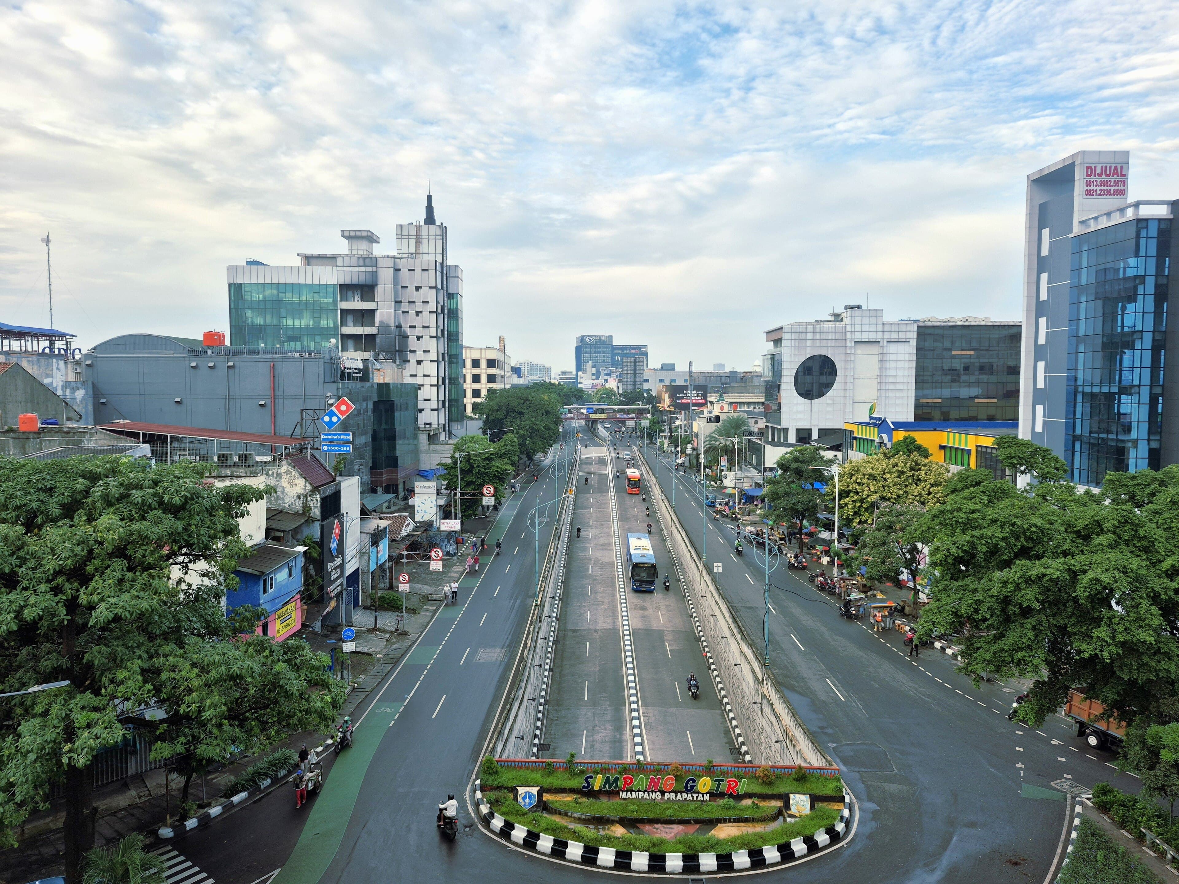 Jalan Mampang Prapatan, Jakarta Jalan Mampang Prapatan, Jakarta