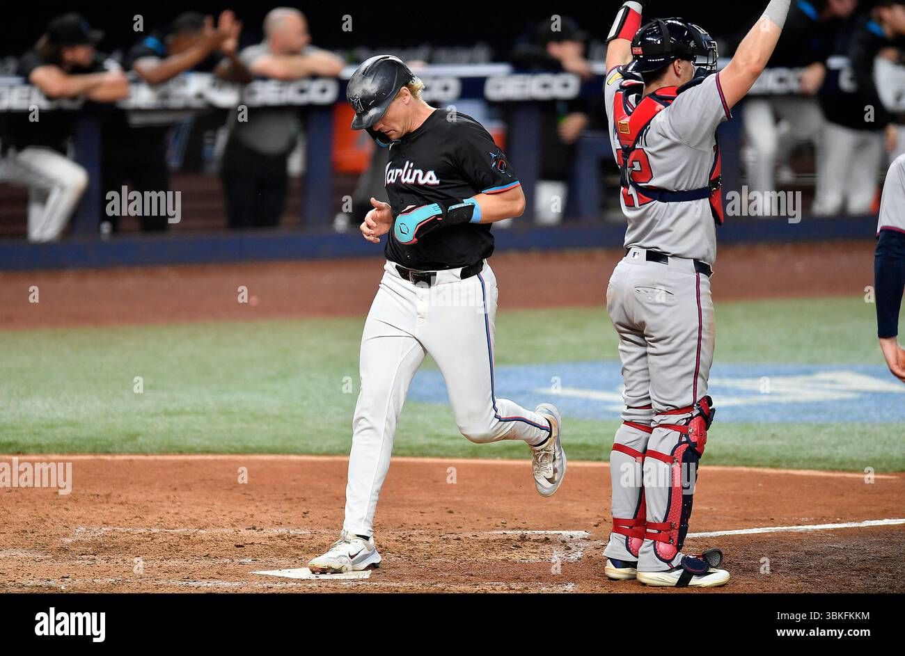 Kyle Stowers Beraksi, Braves Tumbangkan Marlins 9-3