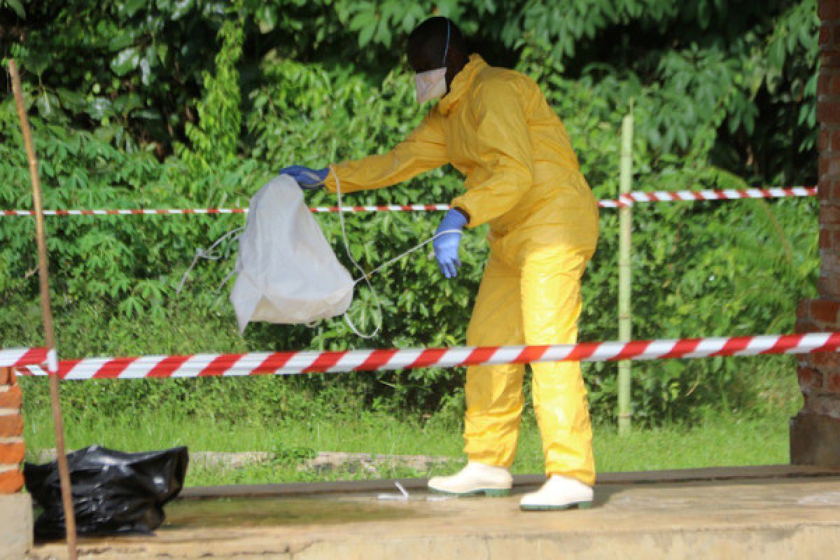 Warga Bakar Pusat Penanganan Ebola di Kongo Tengah