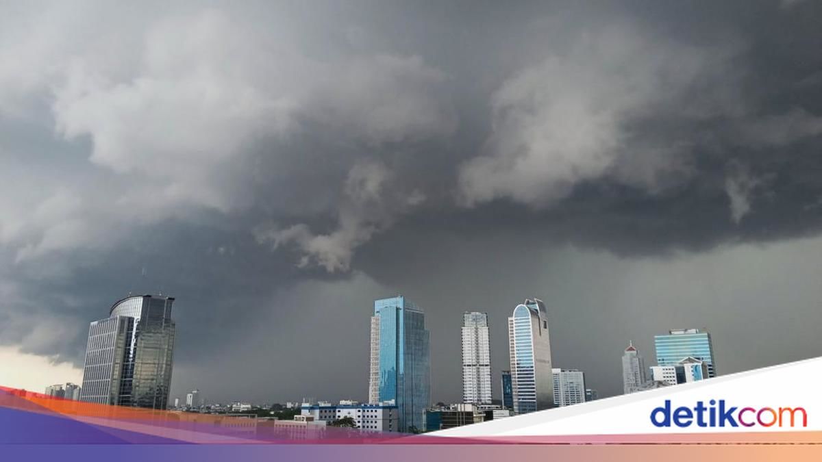 Cuaca hari ini: Jakbar, Jaksel, Jaktim berpotensi hujan ringan, Warga Diminta Waspada